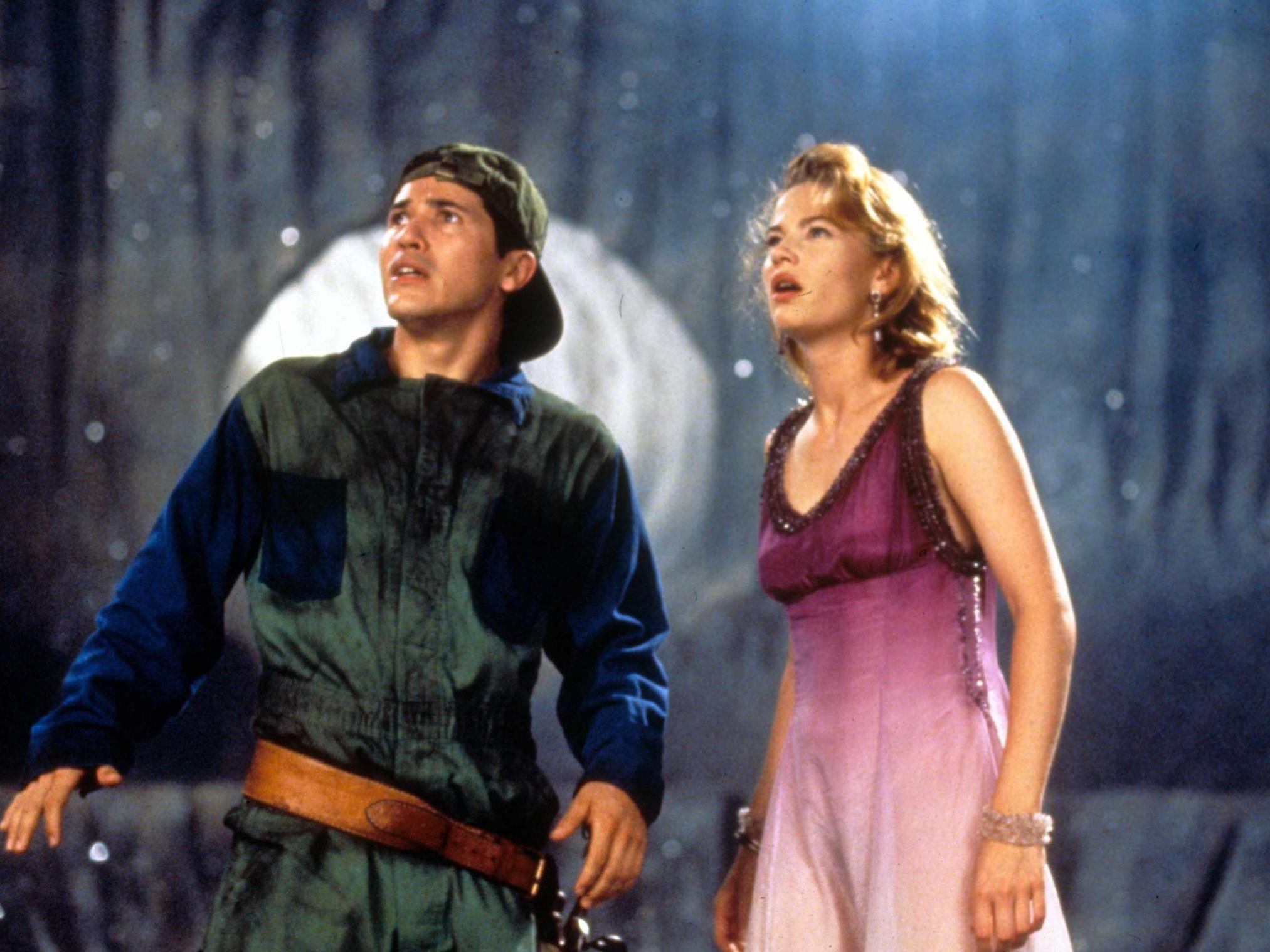 John Leguizamo and Samantha Mathis in ‘Super Mario Bros’