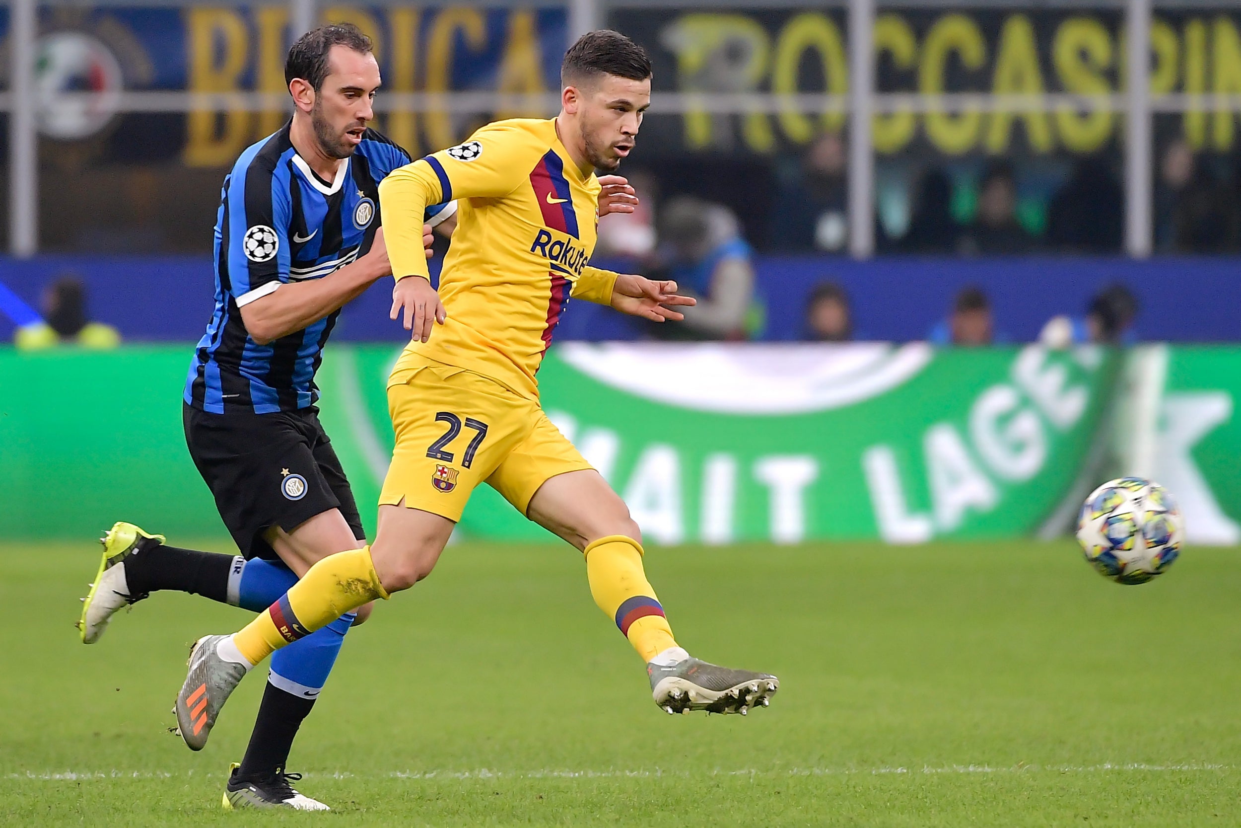 Carles Perez, a former FC Barcelona player, was forced to miss his team’s latest match due to a dog bite