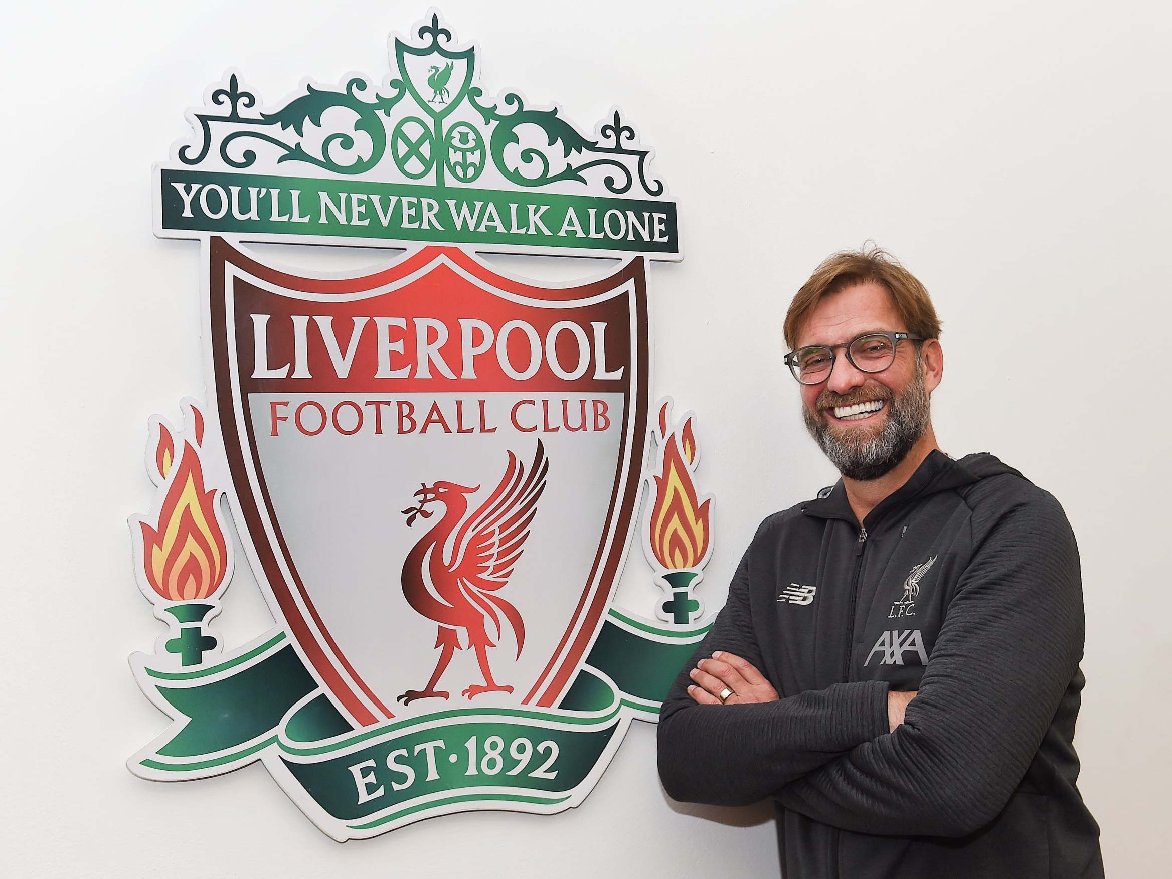 Jurgen Klopp signs a contract extension