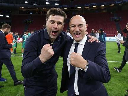 Daniel Levy celebrates with Mauricio Pochettino