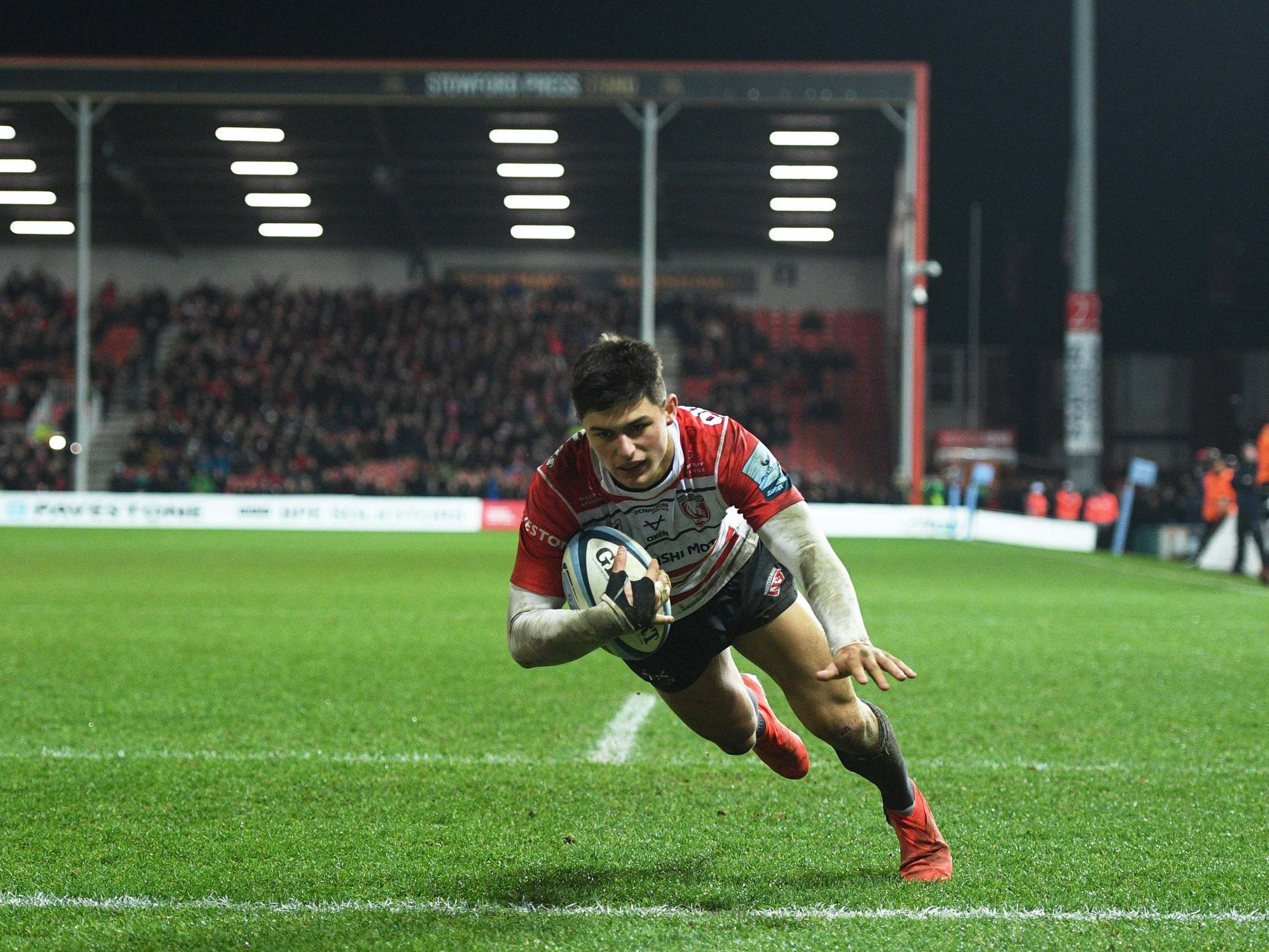 Louis Rees-Zammit scored twice as Gloucester beat Worcester on Friday night