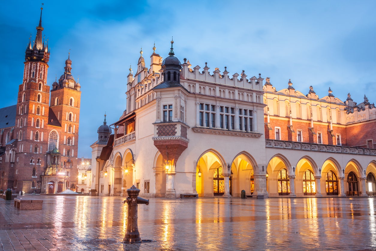 The 13th-century Cloth Hall is great for souvenir hunters (Getty/iStock)