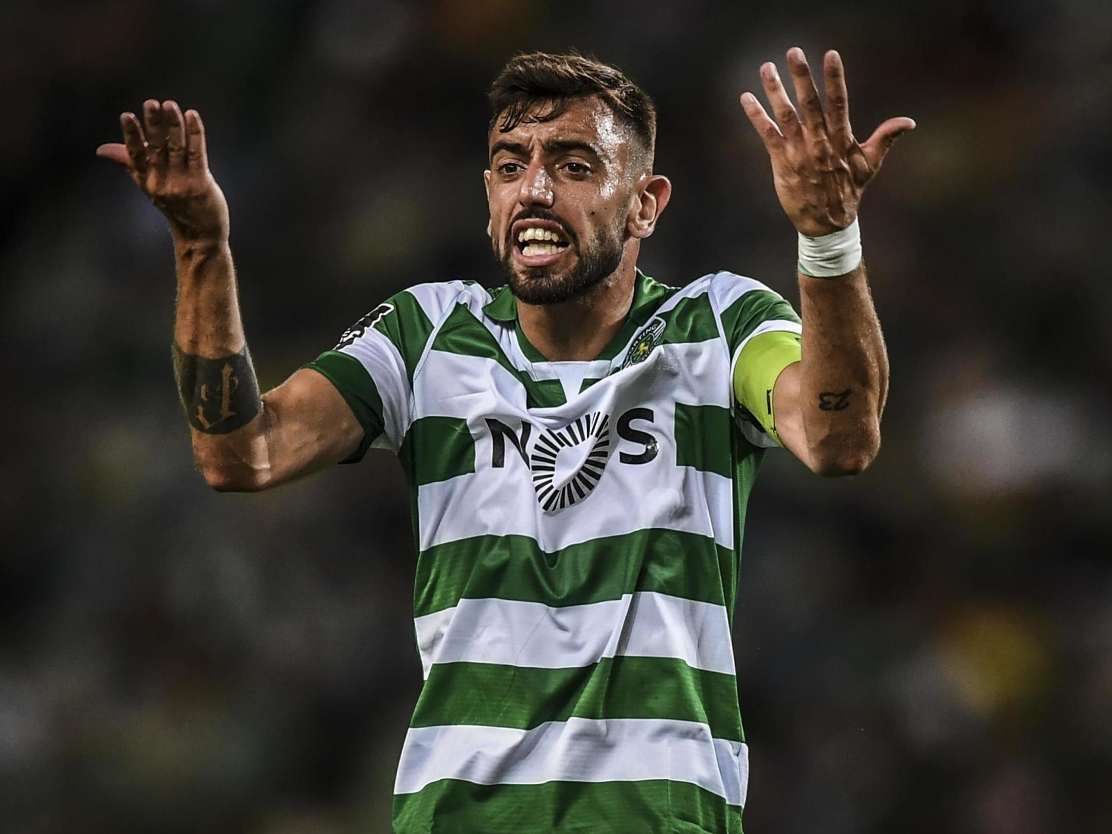 Fernandes' passing accuracy is lower than many of the Premier League's elite midfielders