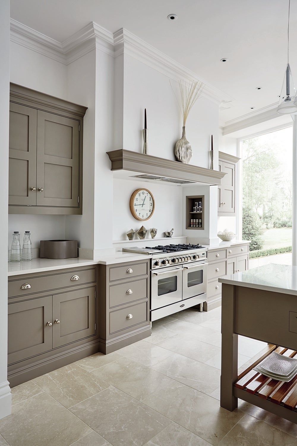 Simplicity and functionality define the shaker-style kitchen trend