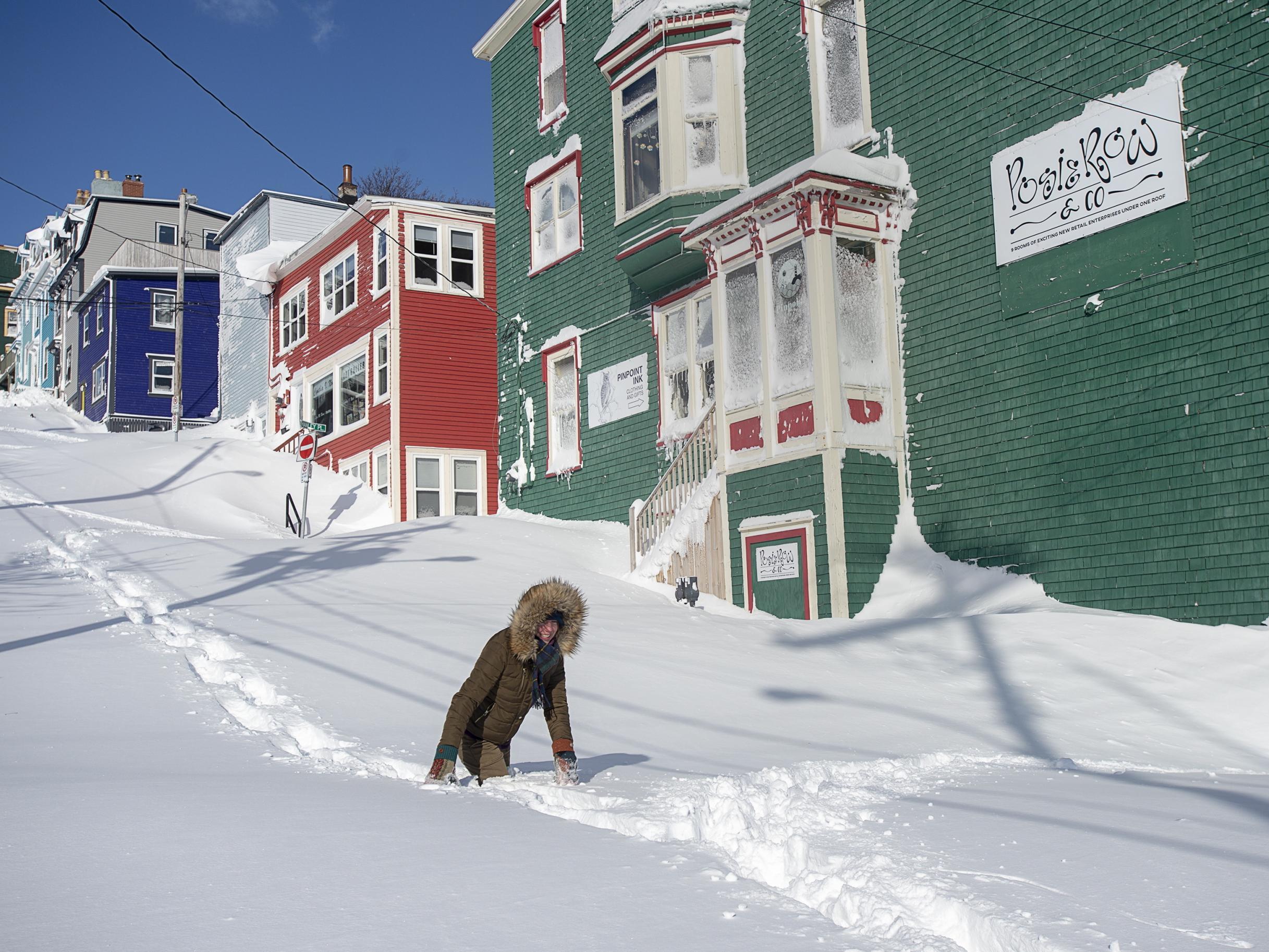 Record-breaking blizzard dumps 80cm of snow on Newfoundland
