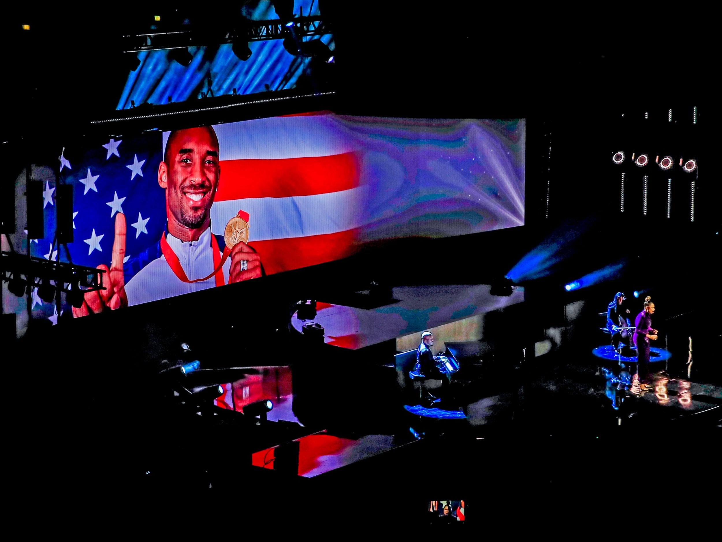 The All-Star game paid tribute to Kobe Bryant