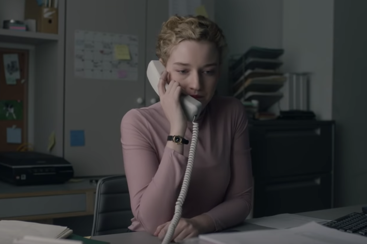 Julia Garner as Jane in The Assistant.