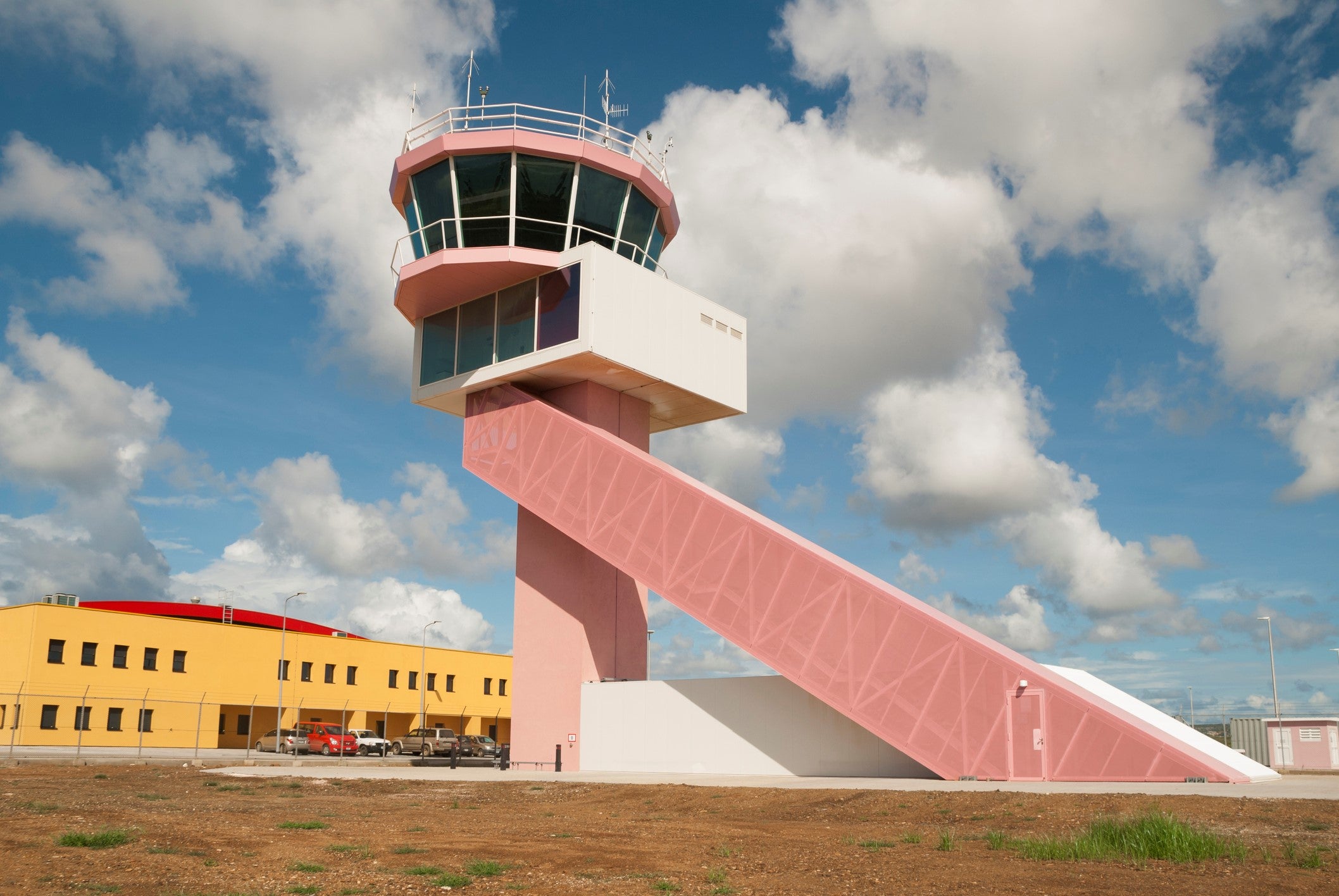 The Tui plane got stuck at Bonaire airport in the Caribbean