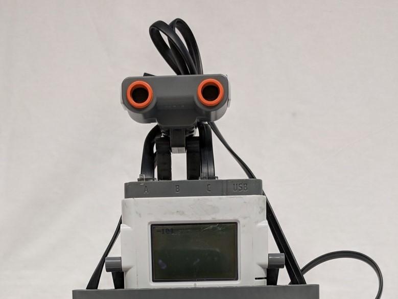 Engineers encoded a 'perceptual control theory' into a small robot to help it move like a human