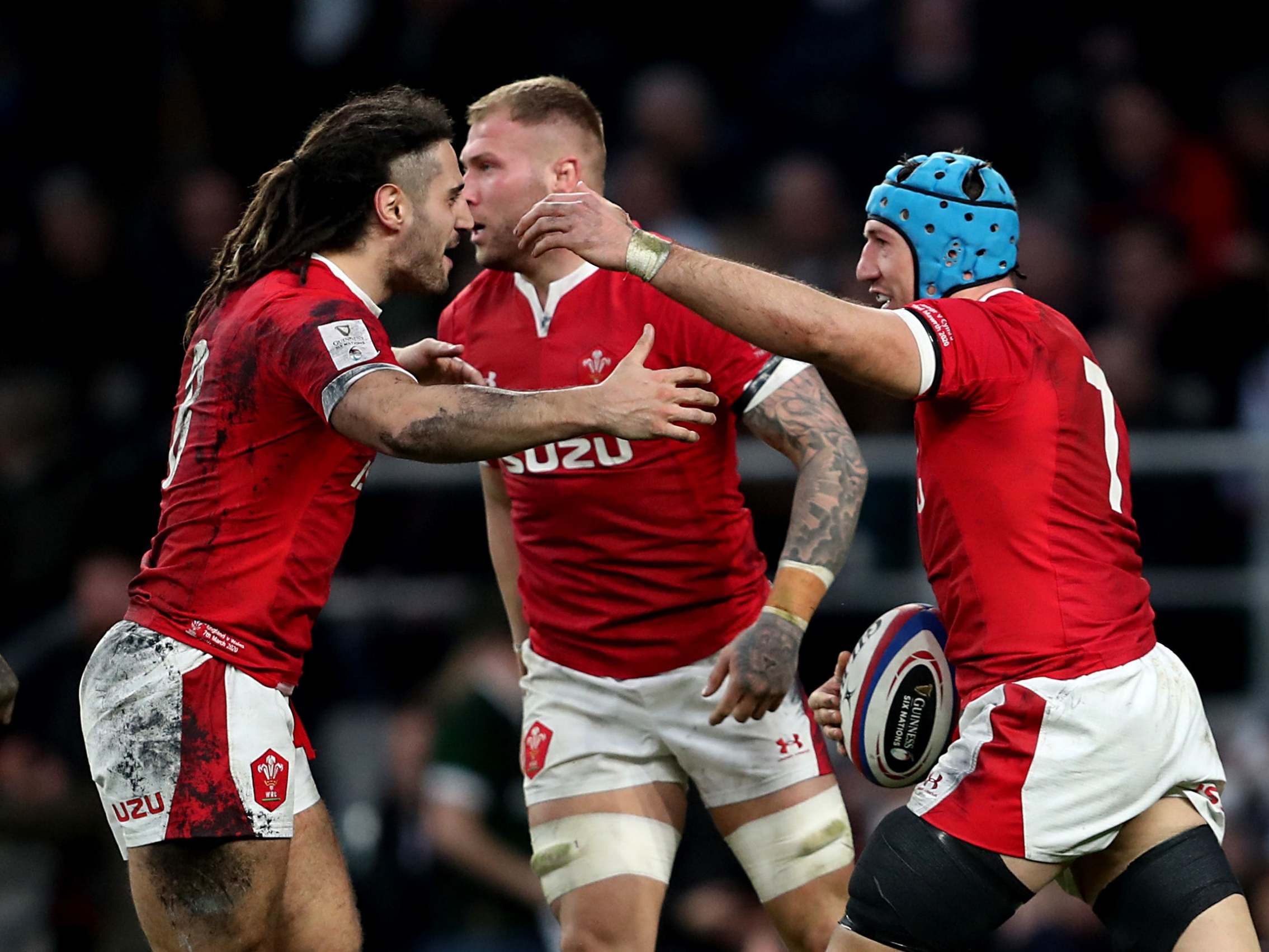 Wales celebrate after Tipuric scores