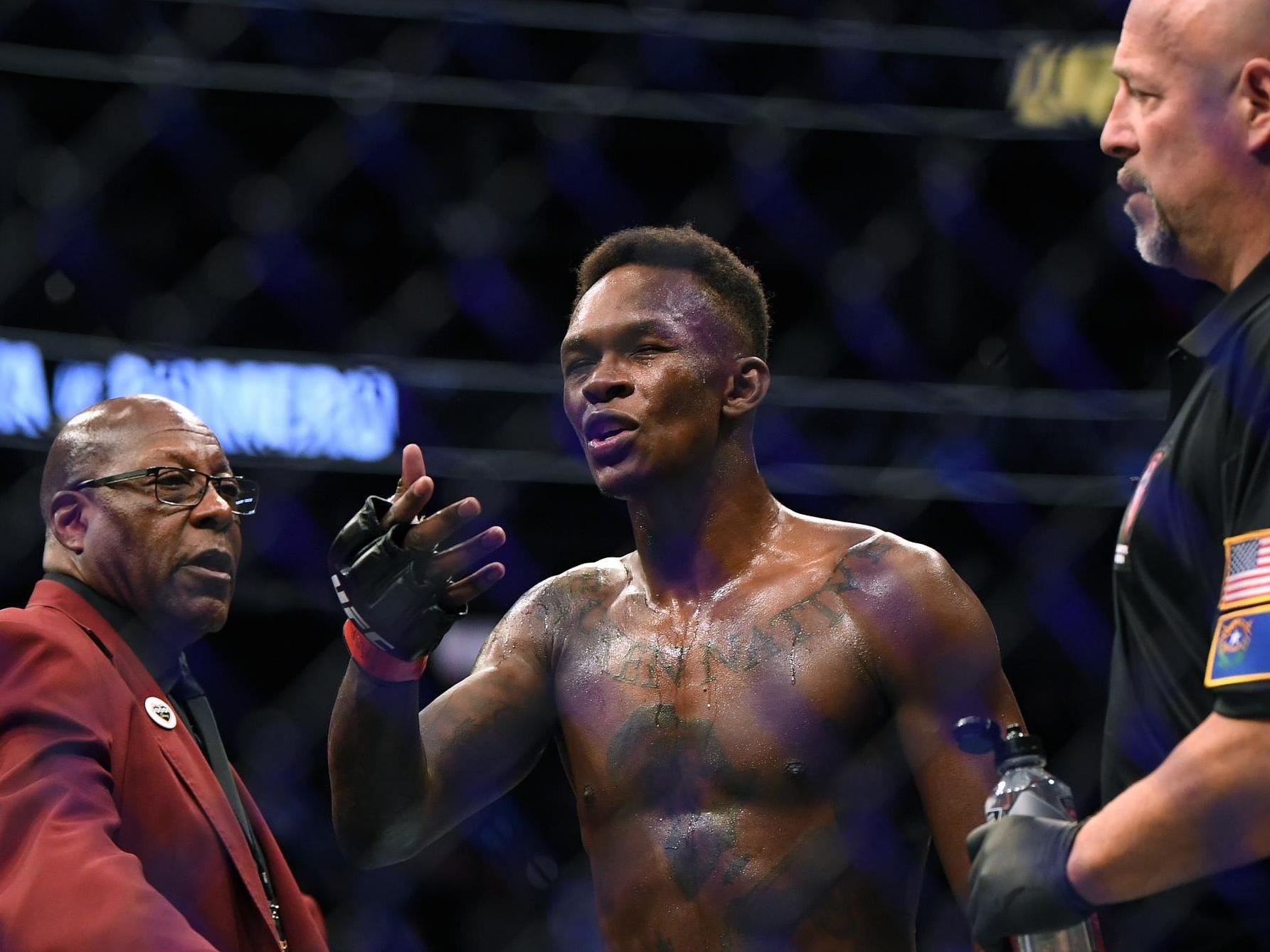 Israel Adesanya outpointed Yoel Romero in the night's main event