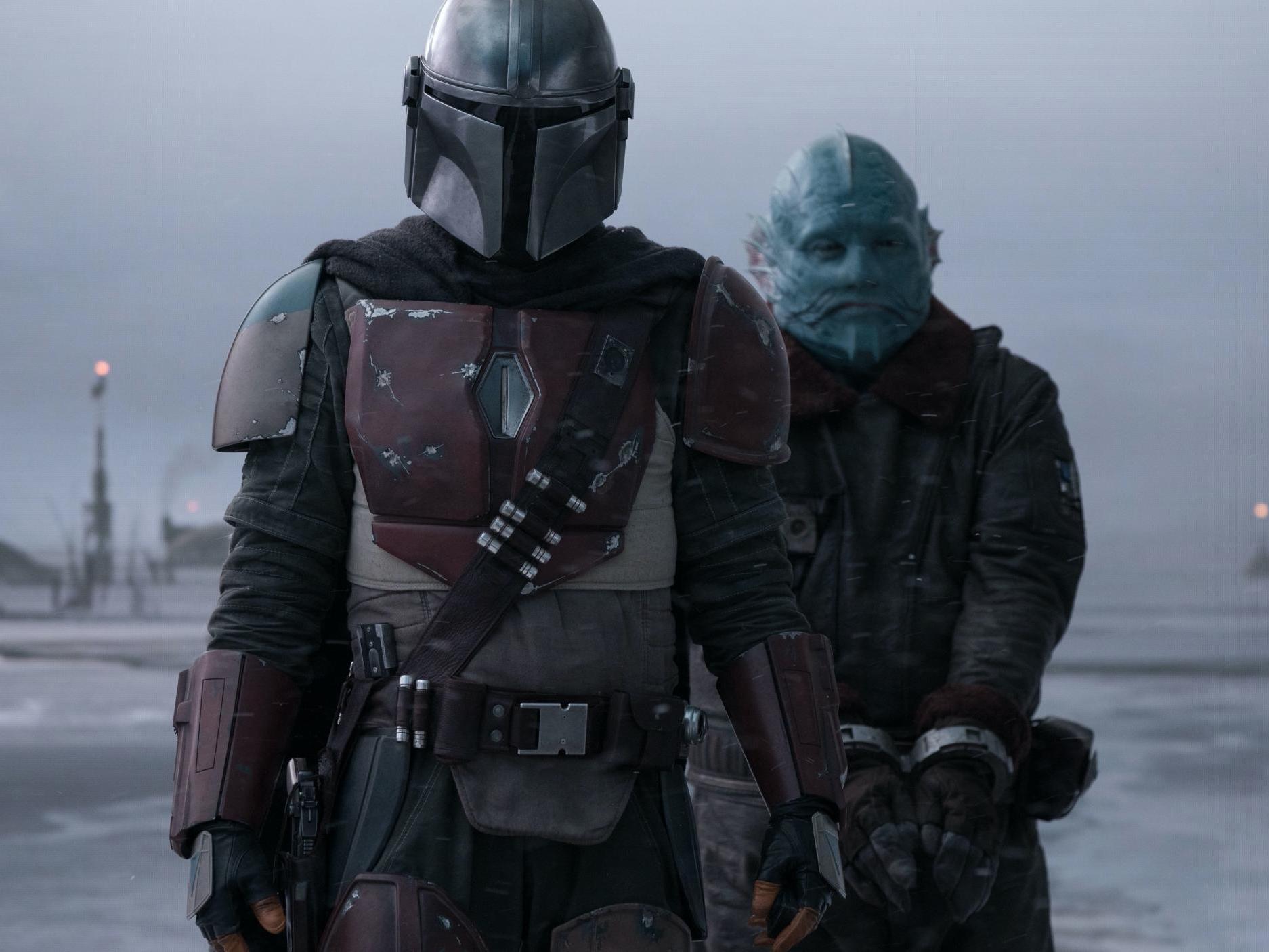 The Mandalorian collects a bounty in the Disney+ series' opening episode