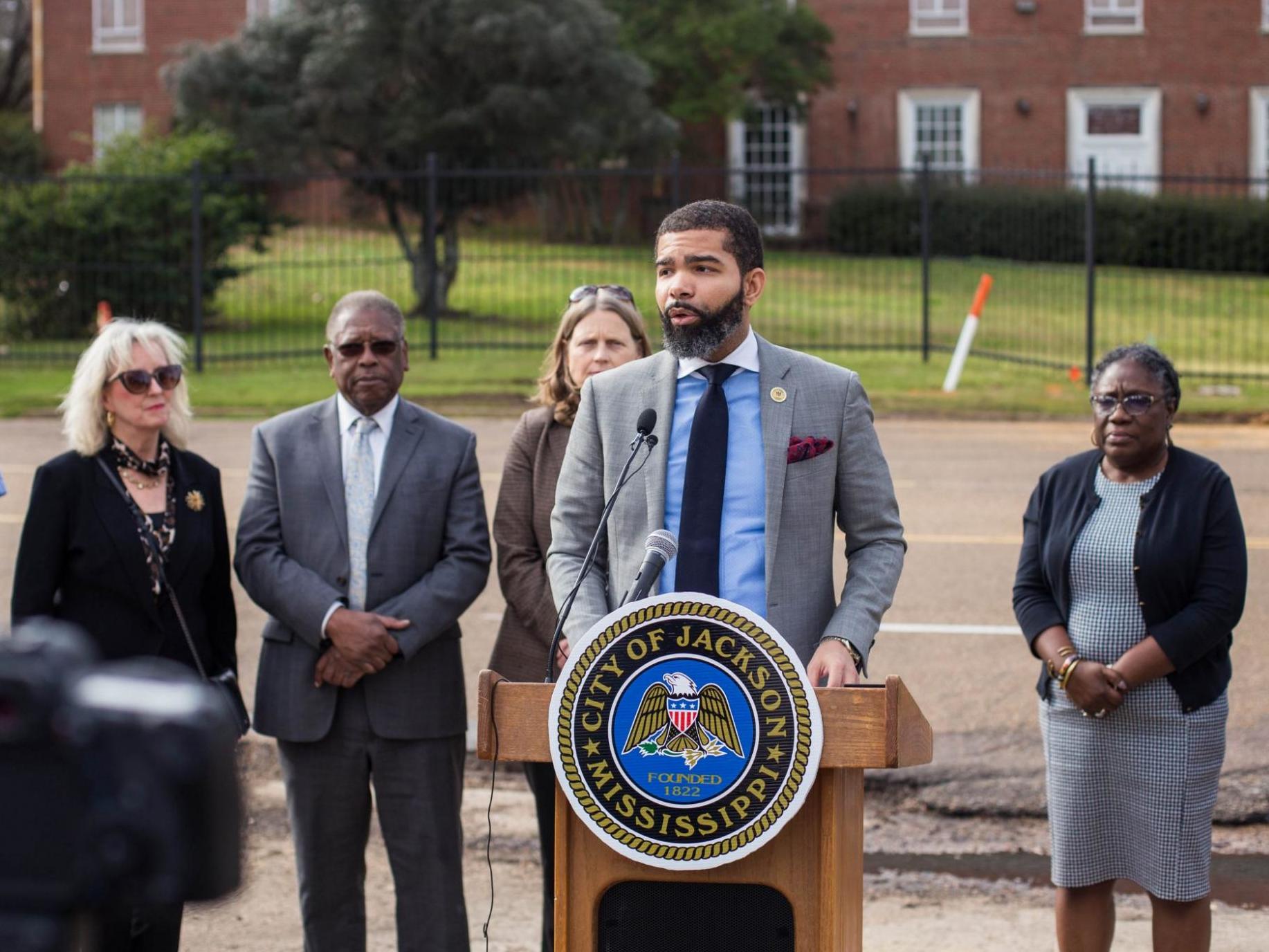 Jackson, Mississippi Mayor Chokwe Antar Lumumba has endorsed Bernie Sanders for the 2020 Democratic presidential nomination.