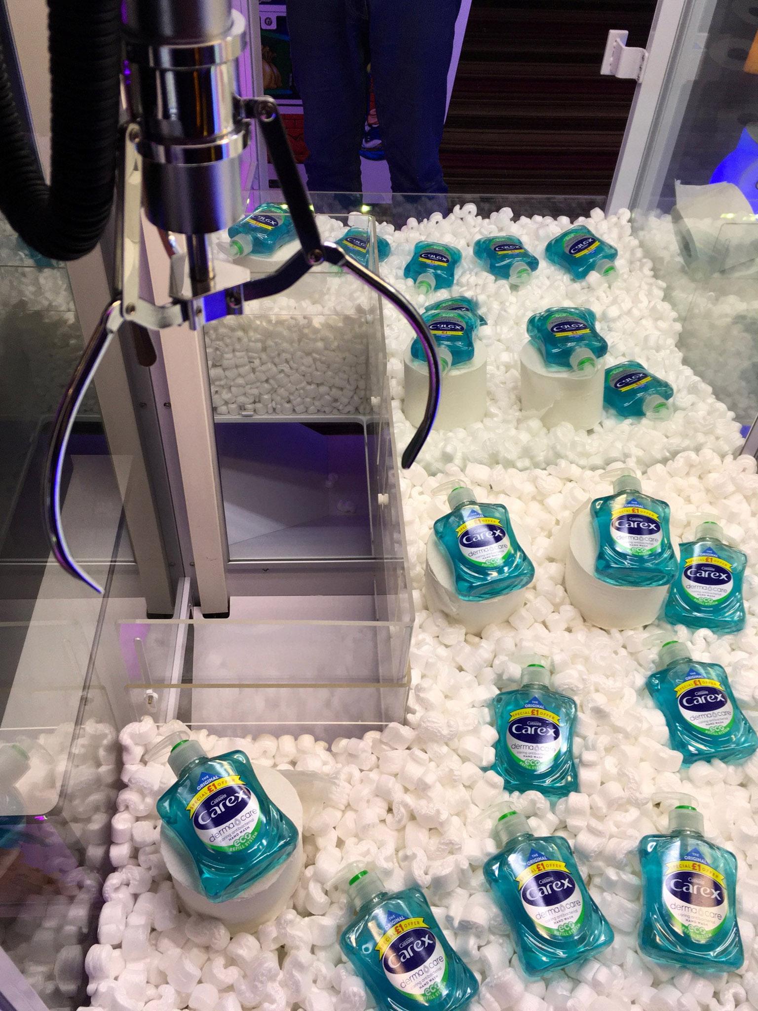 Ho bart's Amusement Arcade in Westward Ho!, Devon is offering toilet roll and soap as prizes in grabber machines