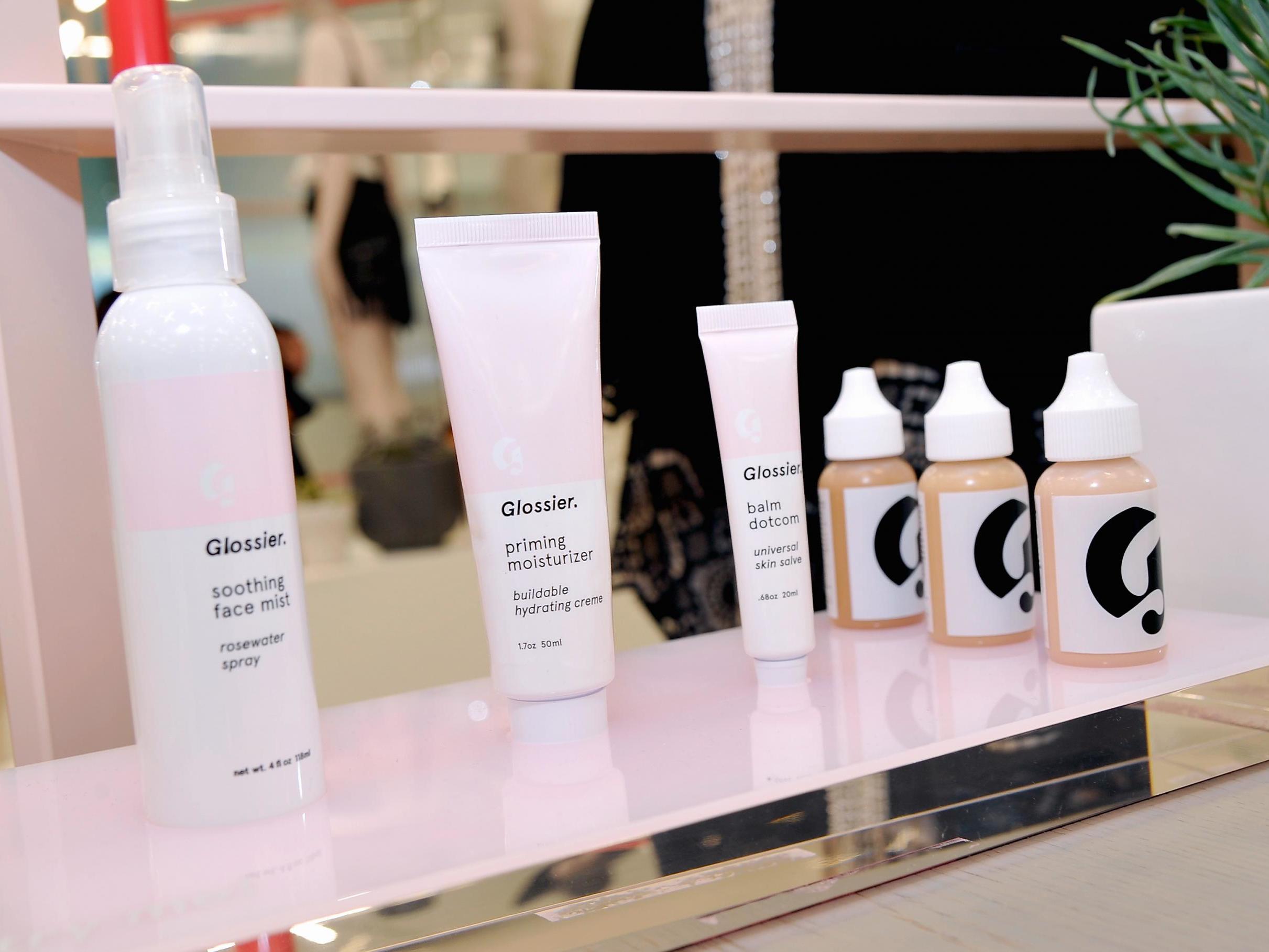 Glossier pop-up shop in Santa Monica, California, 4 June 2015