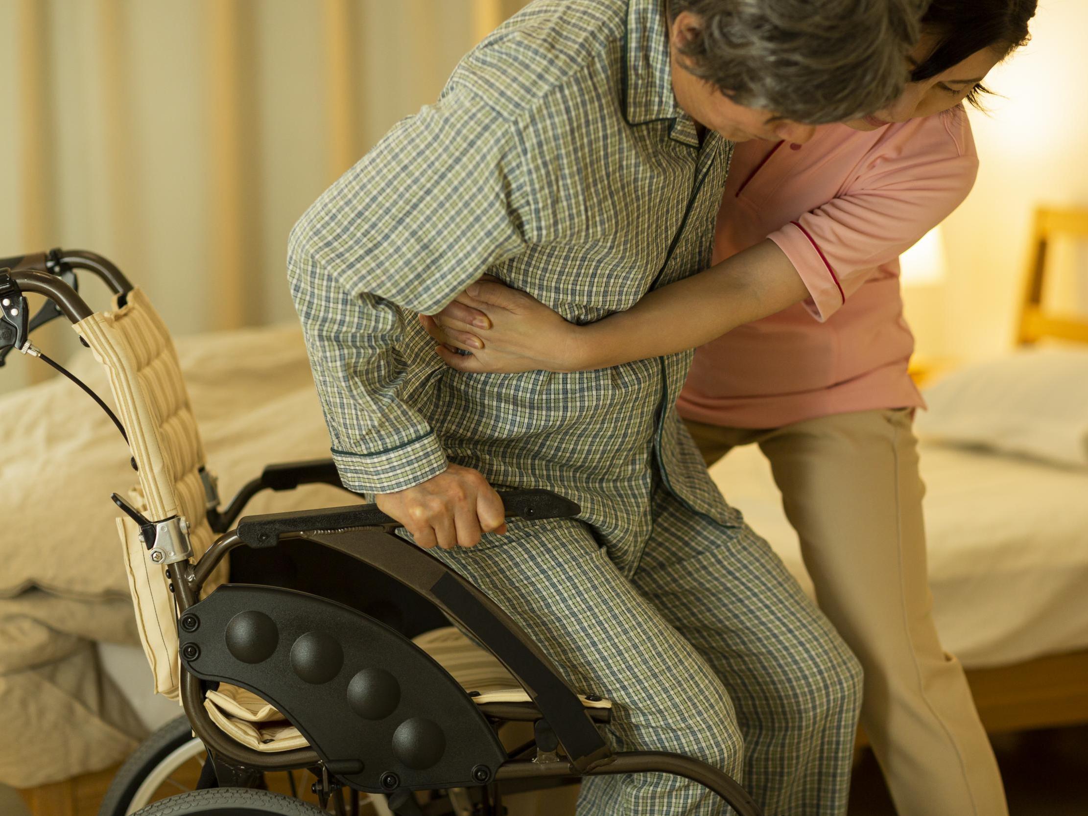 Thousands of overseas staff working in social care or as cleaners, porters or healthcare assistants will not be automatically free from fees, confirms health minister