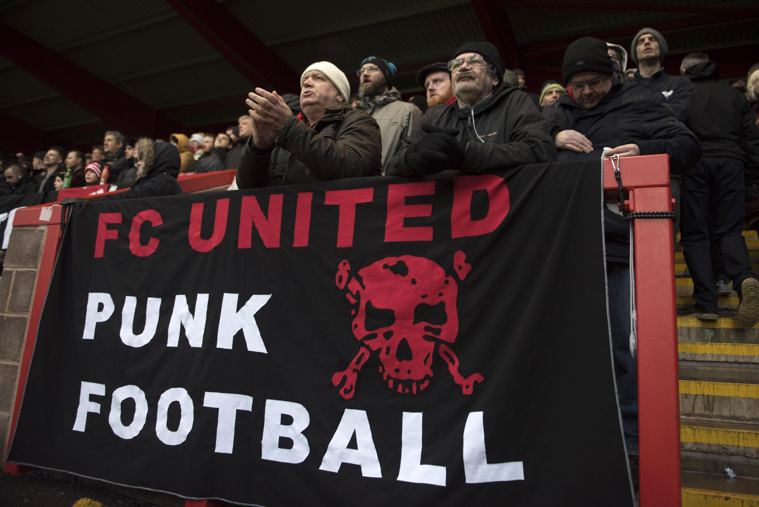 FC United supporters at Broadhurst Park