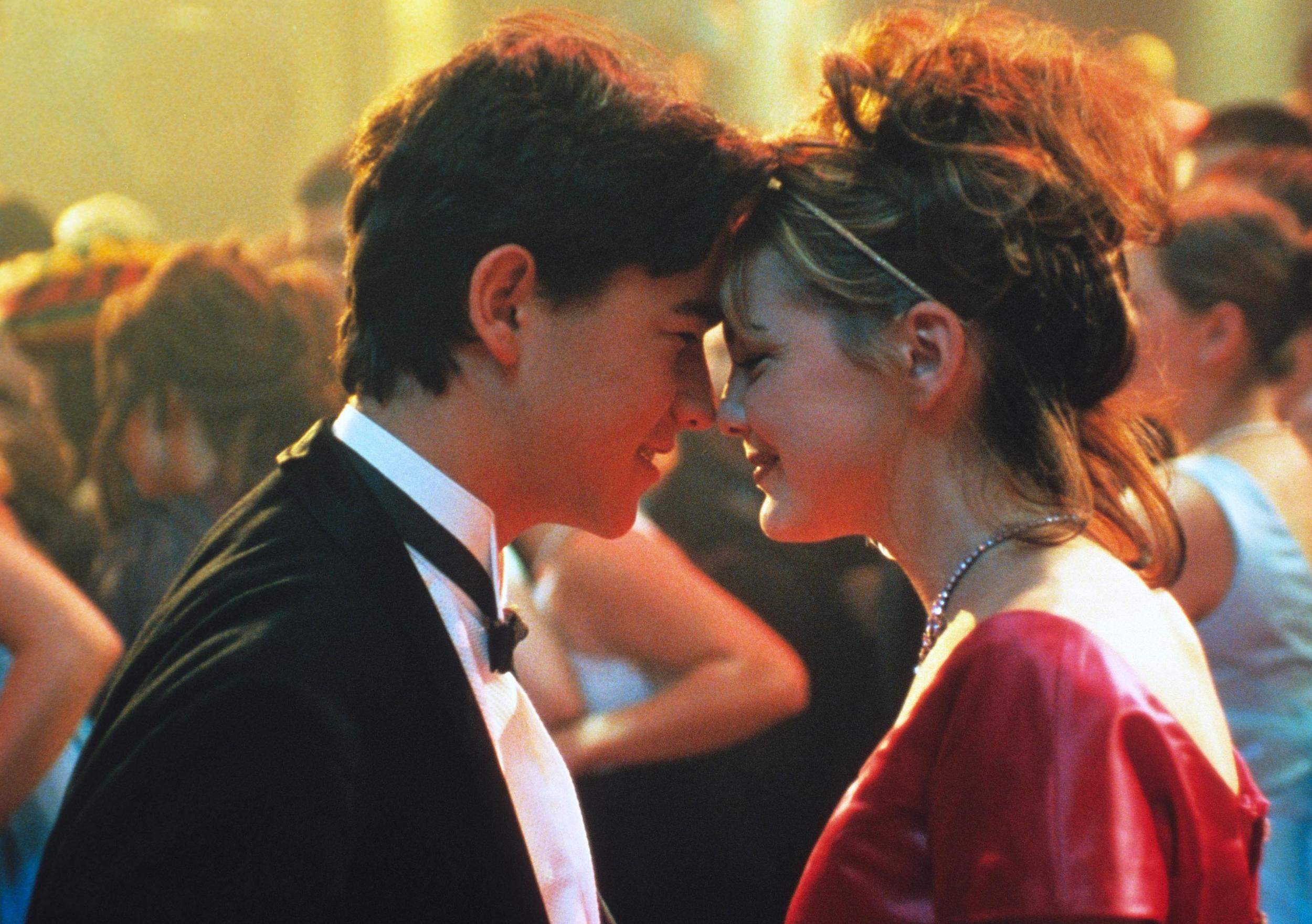 Gordon-Levitt and Larisa Oleynik in ‘10 Things I Hate About You’