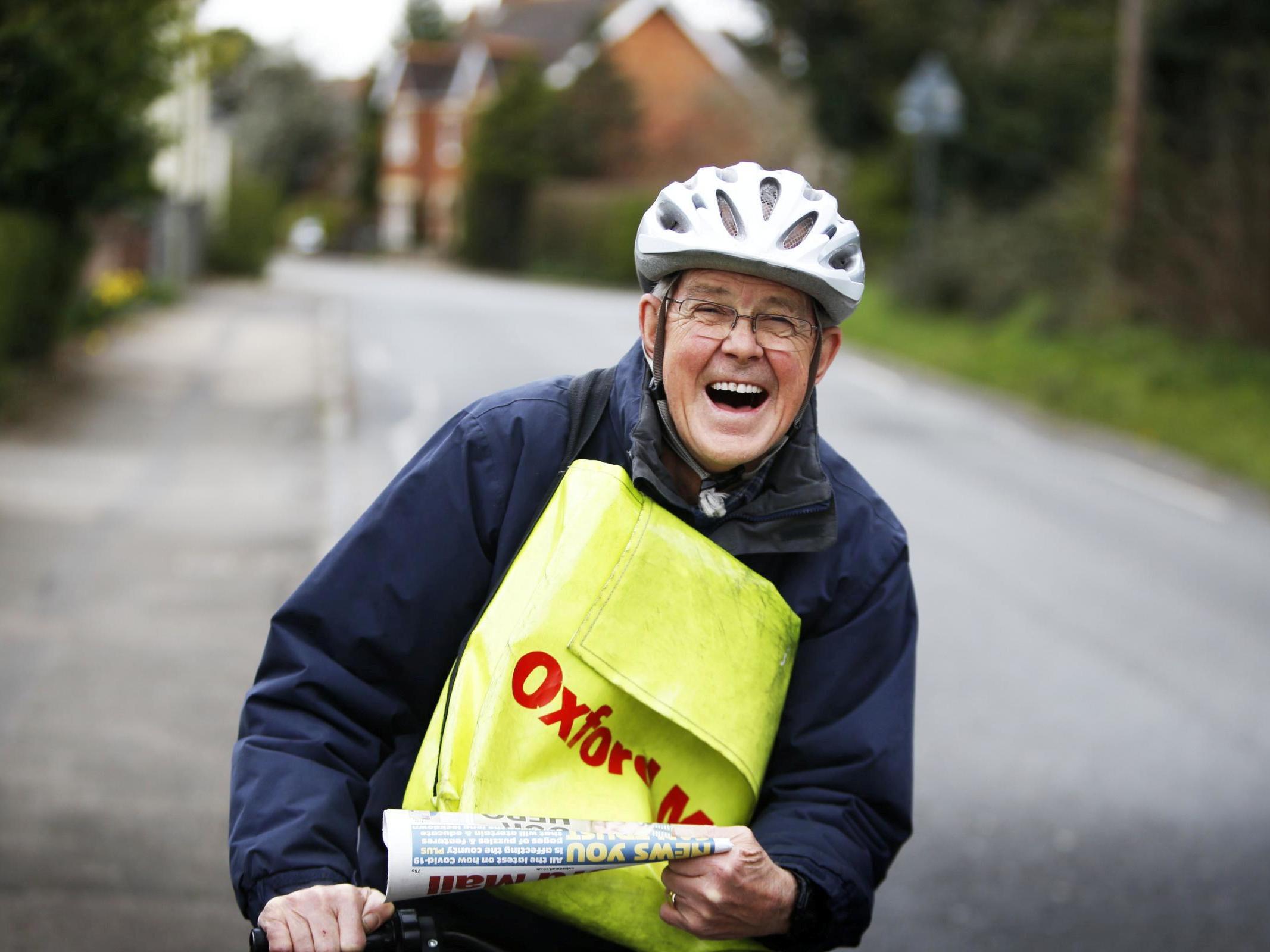 84-year-old Alan says he will continue to deliver local newspapers during lockdown