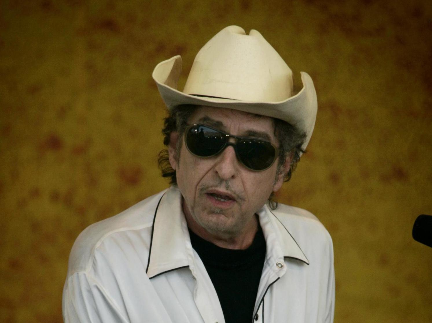 Psyche thriller: Bob Dylan playing in New Orleans ahead of the release of ‘Modern Times’ in 2006