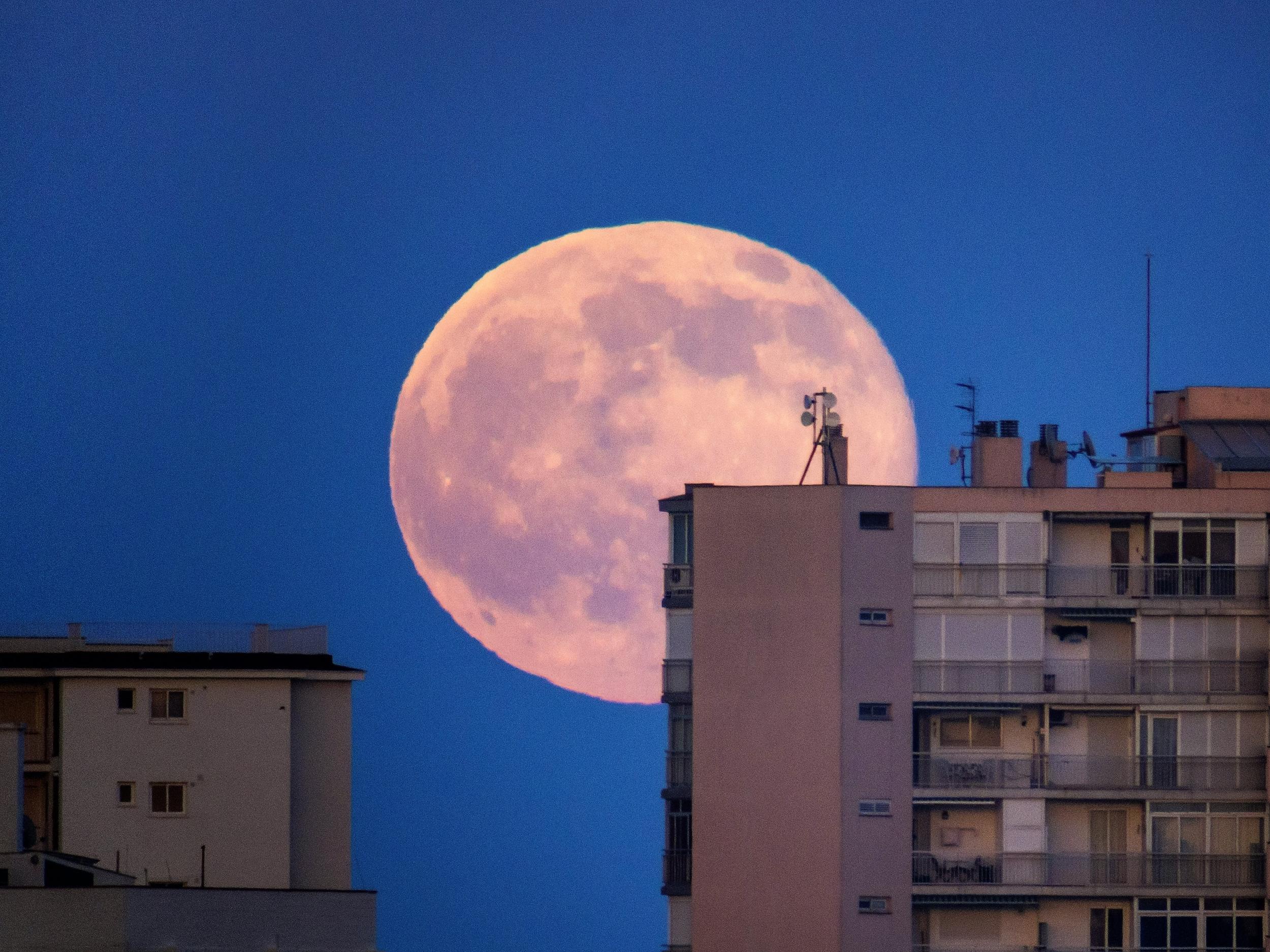 April's supermoon will offer the biggest and brightest view of the full moon in over a year