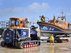 UK faces lifeguard shortage as RNLI to furlough third of staff