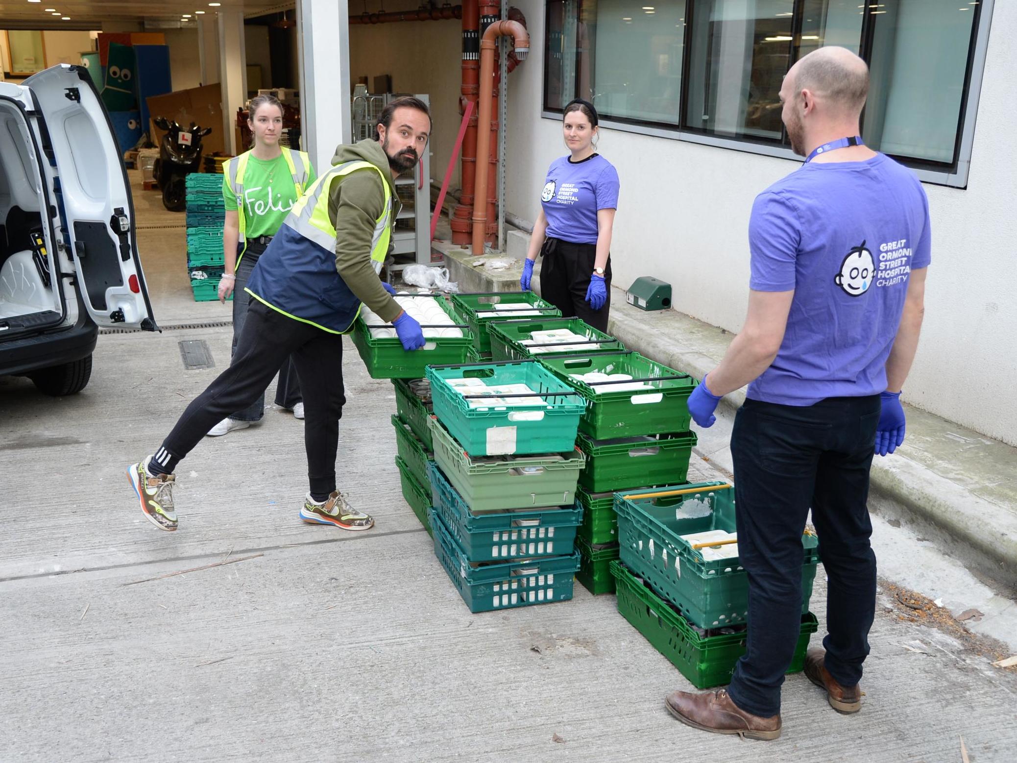 The Independent’s proprietor Evgeny Lebedev delivers 600 meals to Great Ormond Street