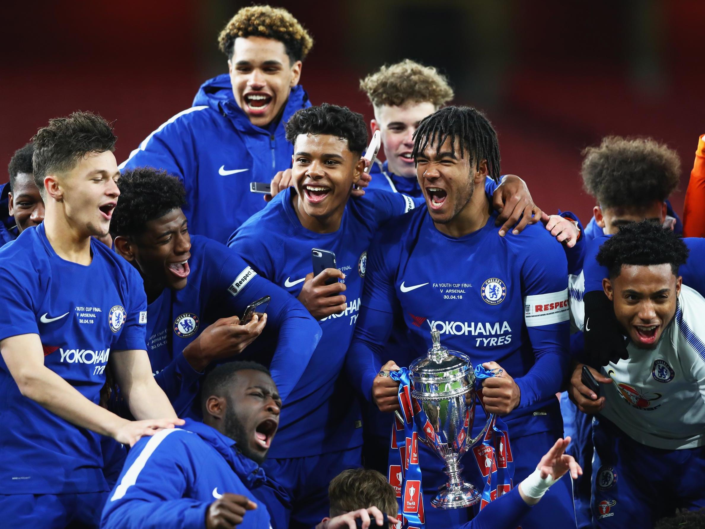 Reece James captains Chelsea in their 2018 Youth Cup final win against Arsenal