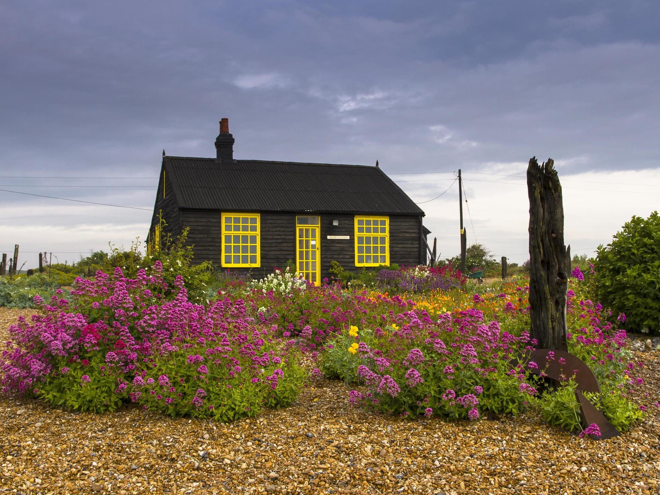 Prospect Cottage is known both for its garden and distinct window frames