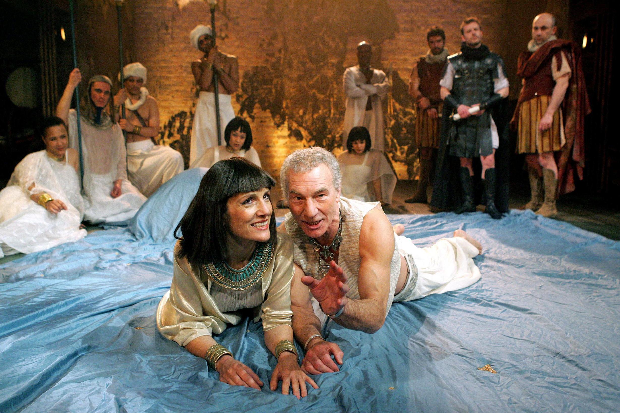 Harriet Walter and Patrick Stewart in a 2006 production of ‘Antony and Cleopatra’