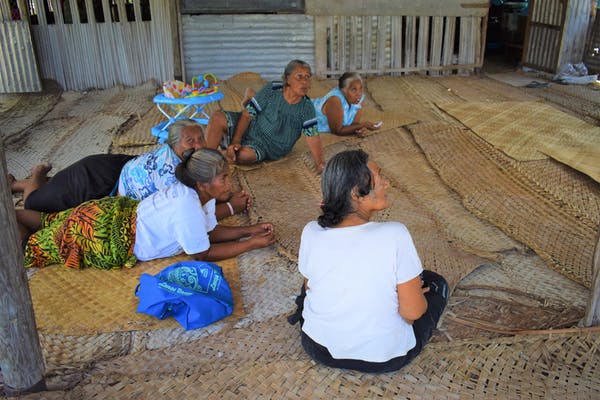 Chatting with Kiritimati islanders at Teeua Tetoa’s home