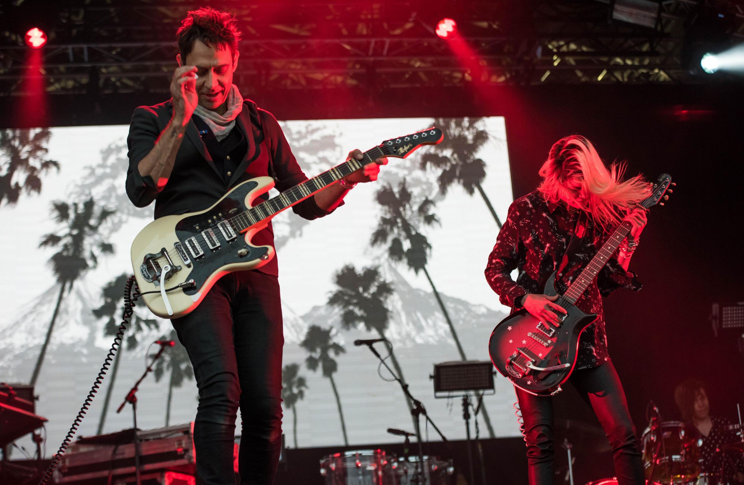 Jamie Hince and Mosshart perform at Liverpool’s Sound City festival in 2017