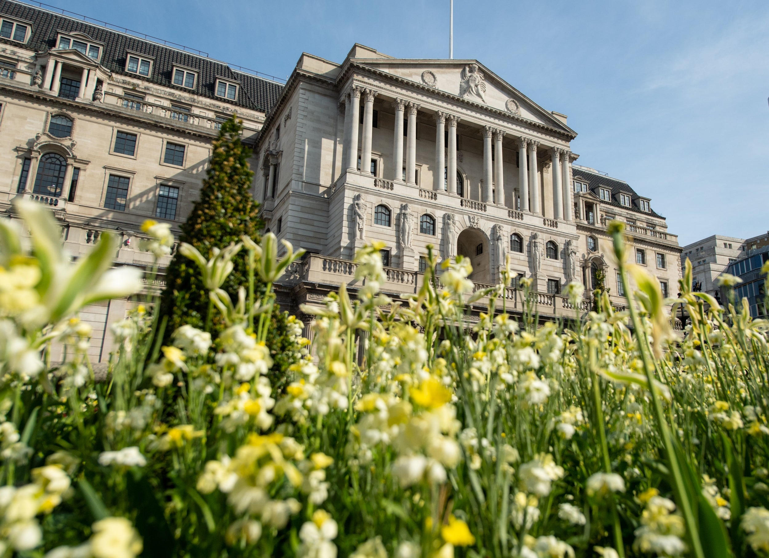 Would a new target for the Bank reduce the risk of premature interest rates rises?