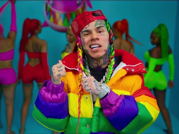 Tekashi 6ix9ine in his video for 'Gooba'
