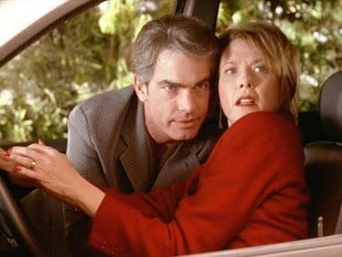 Gallagher as the dastardly Buddy Kane with Annette Bening in ‘American Beauty’ (1999)