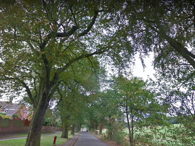 Police are seeking information from anyone who may have been in Bestwood Lodge Drive area at around 8.40pm on Friday