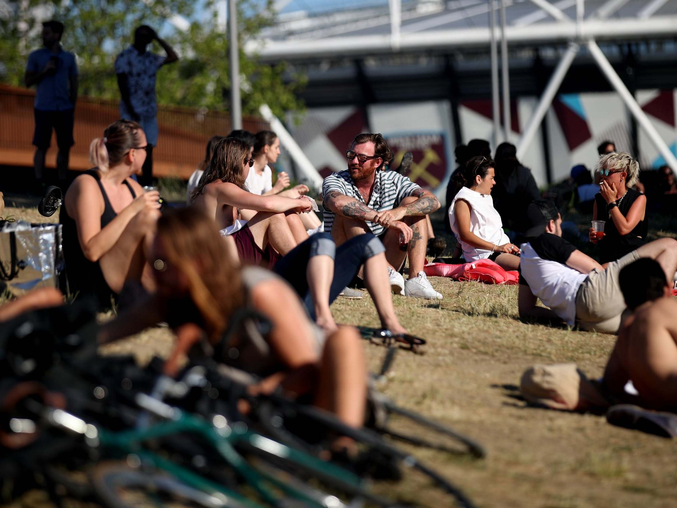 People enjoy the sun in London over the weekend