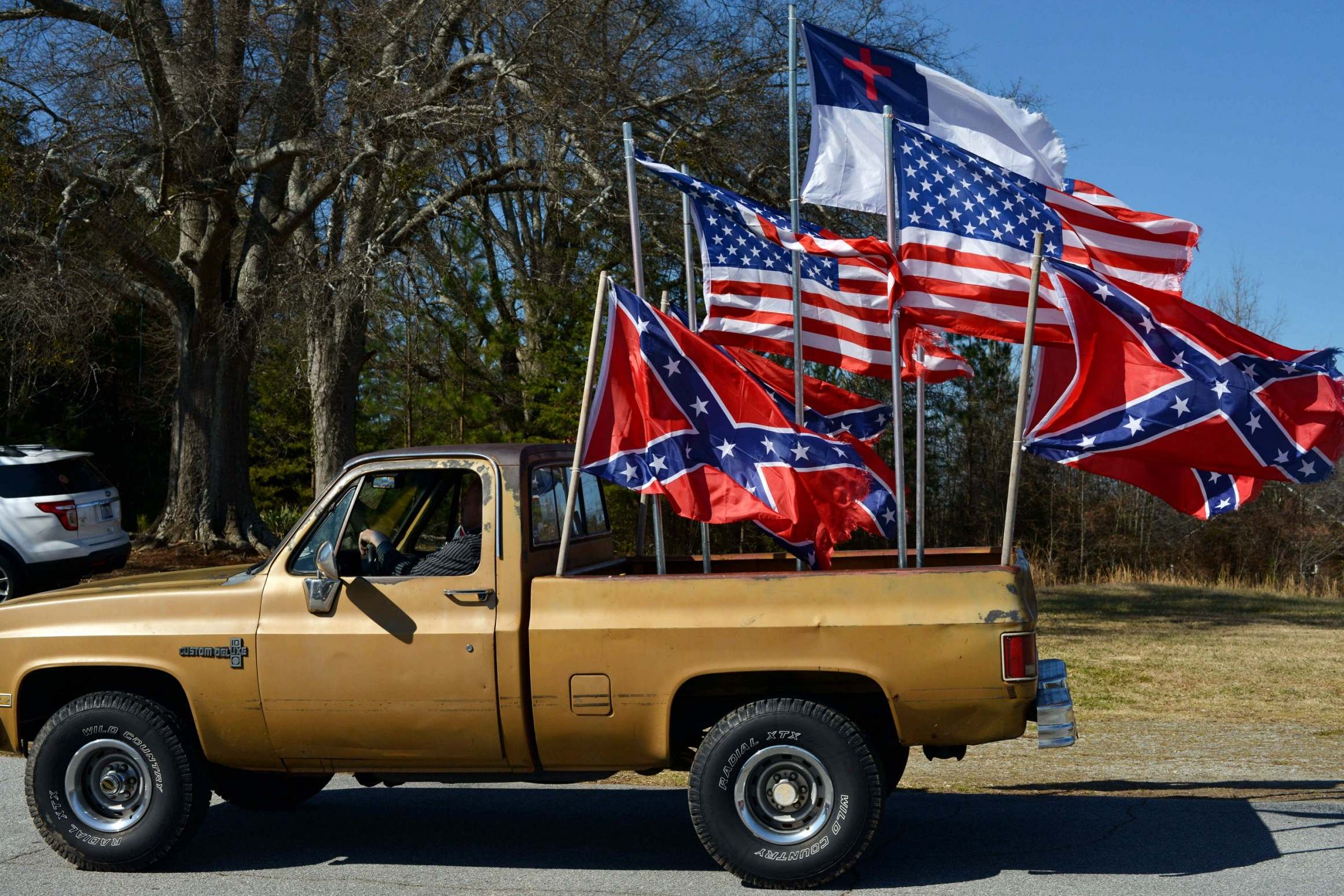 Counter-protesters in Idaho flew Confederate flags this week