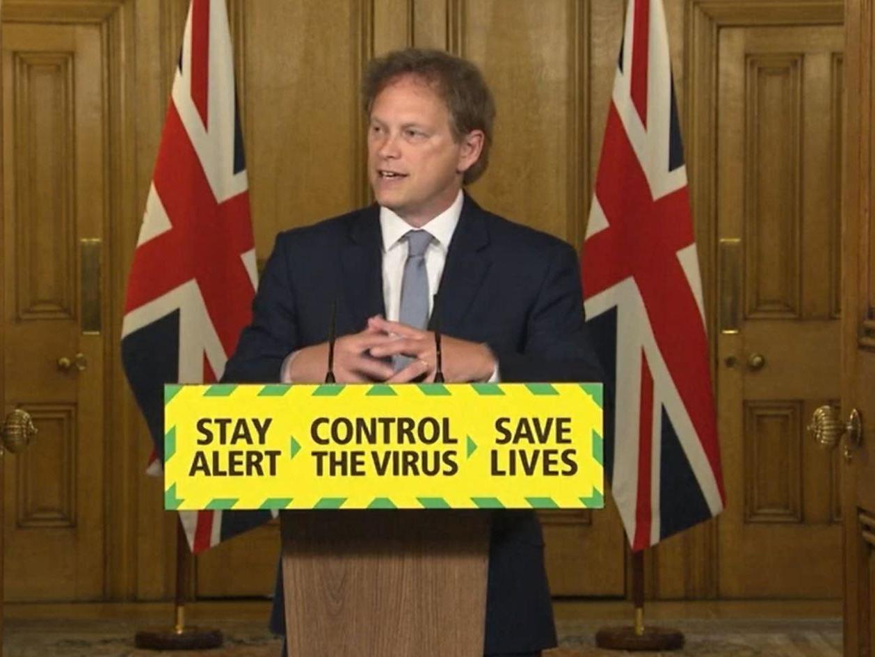 Transport secretary Grant Shapps addresses the media in Downing Street