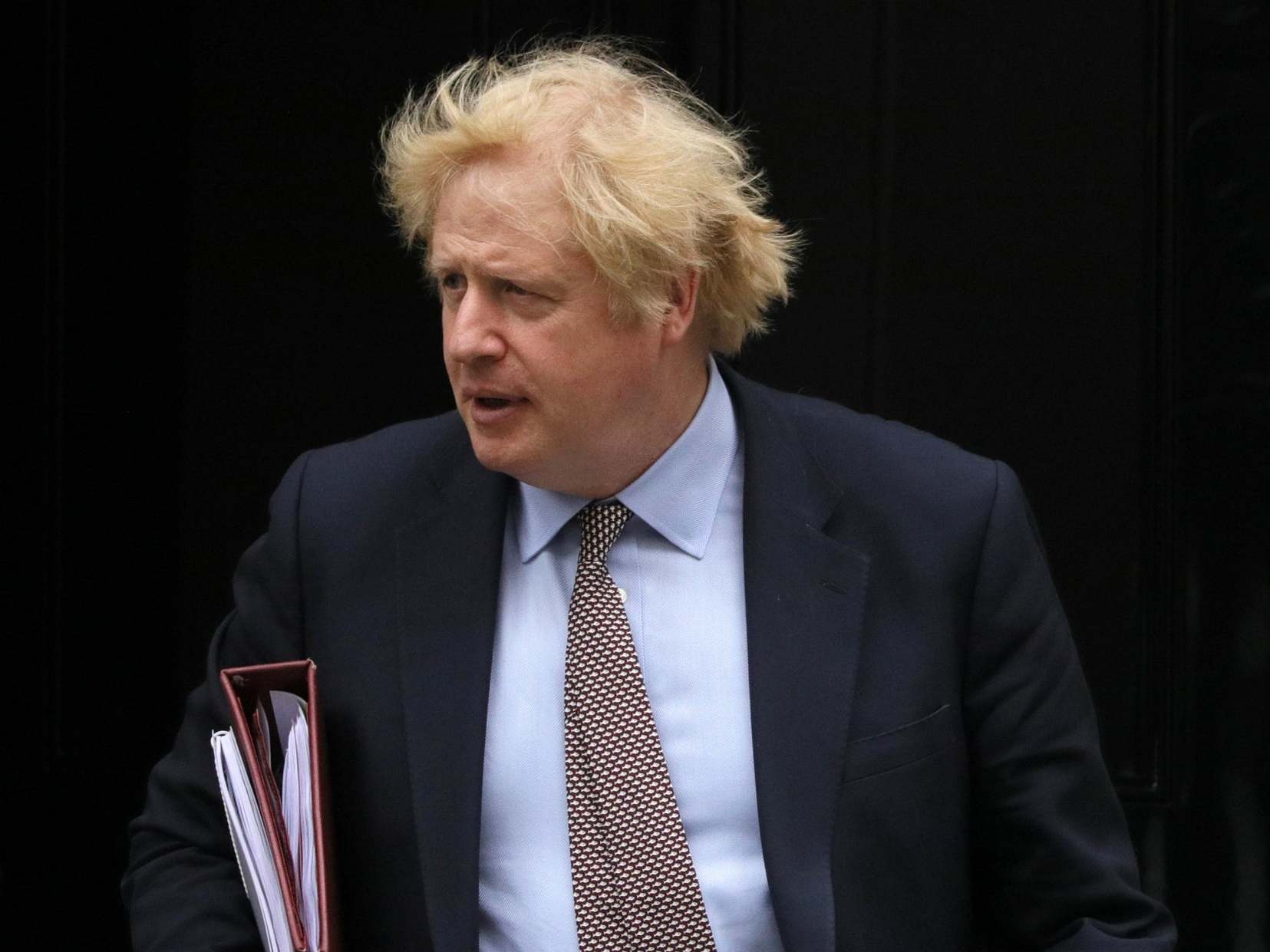 Government approval ratings plunge for fifth successive week as Keir Starmer surges in YouGov poll