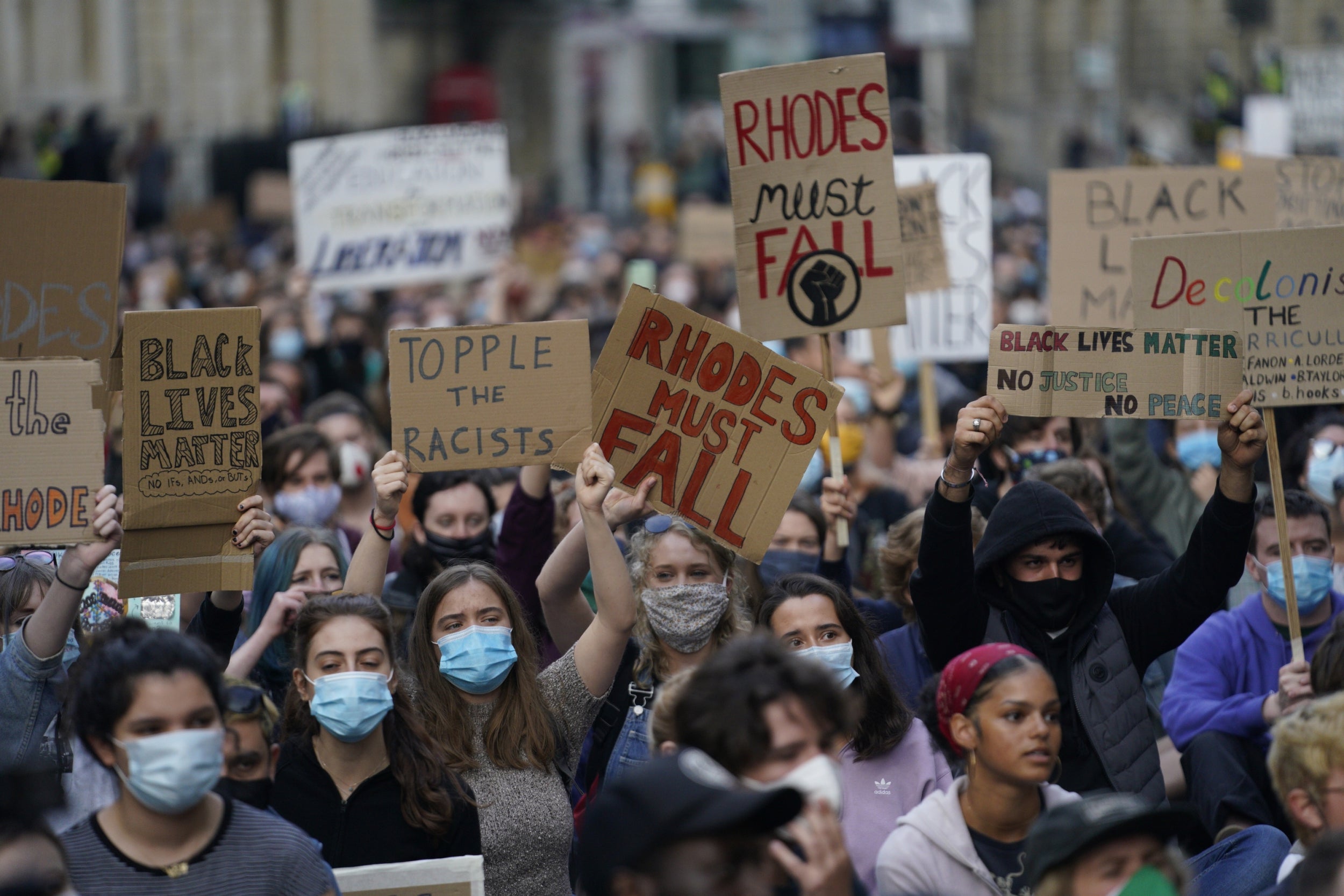 Related video: Black Lives Matter protesters in Bristol pull down statue of 17th century slave trader