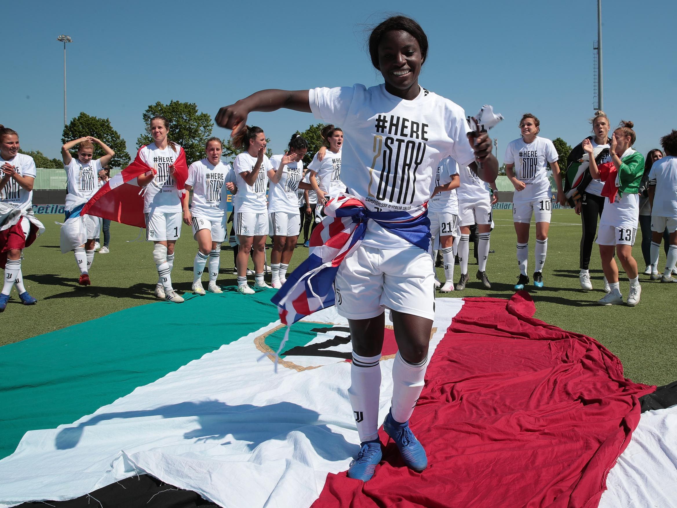 Eni Aluko has accepted Nikita Parris's apology as 'black women should always strive for unity'