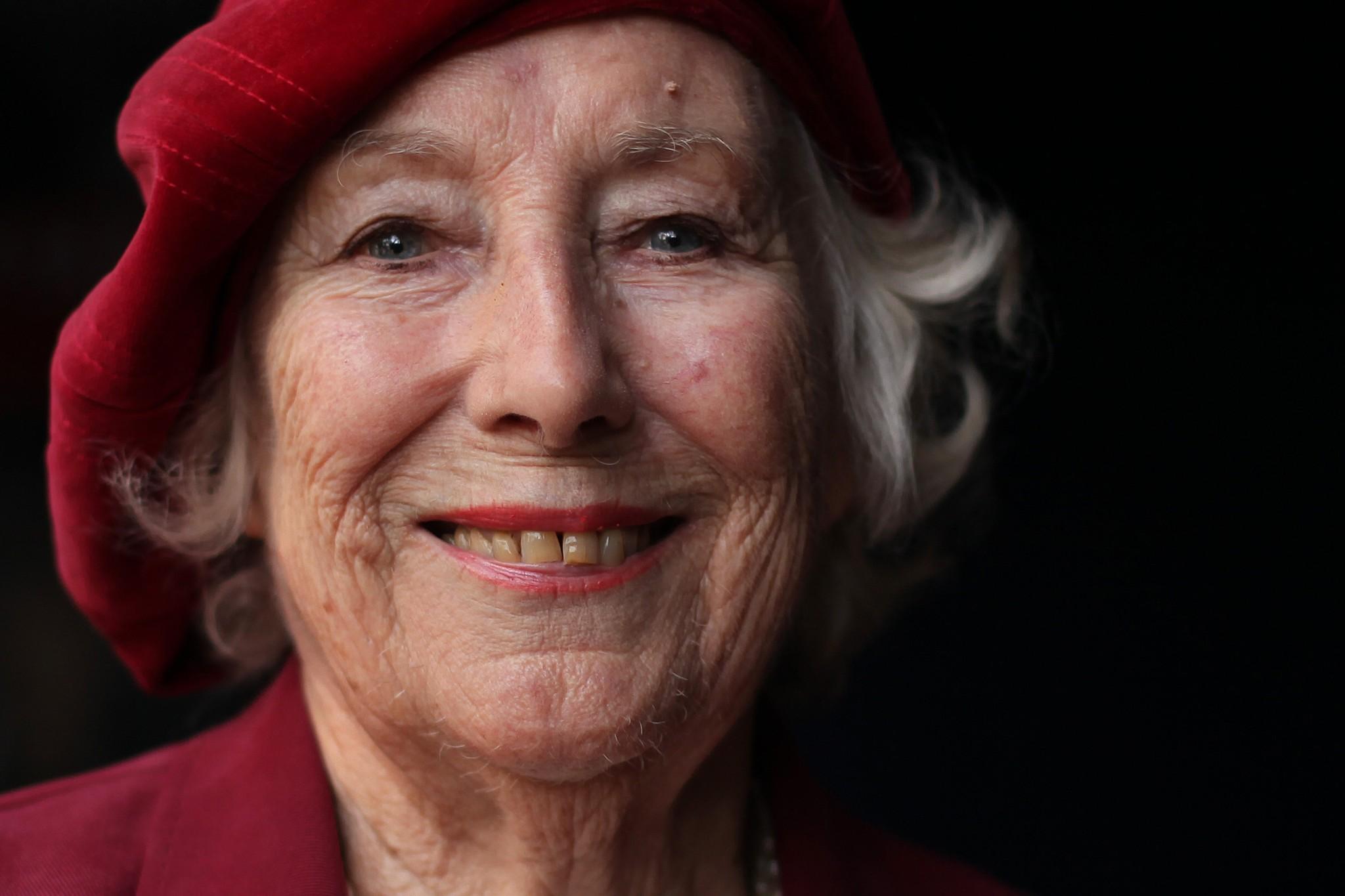 Dame Vera Lynn: Wartime singer who spoke to the heart of a nation