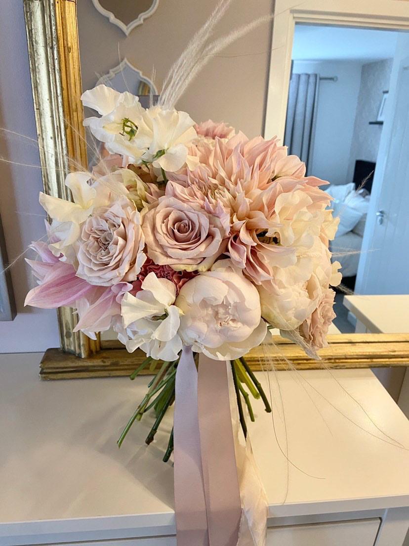 Women have been ordering their would-be bridal bouquets during lockdown (Ivy &amp; Gold Studio)