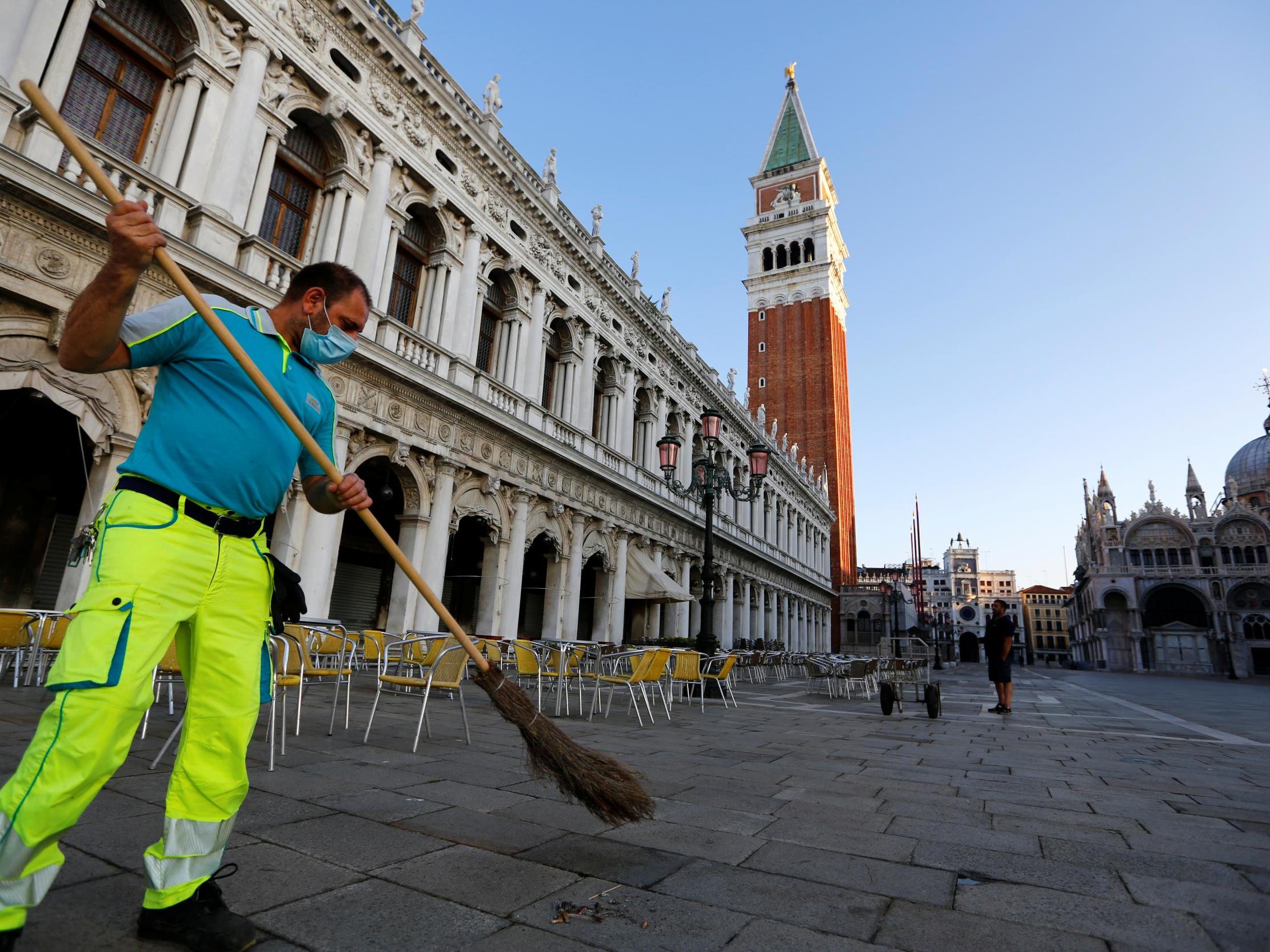 Venice: Italy is doing very well at keeping new infection rates down