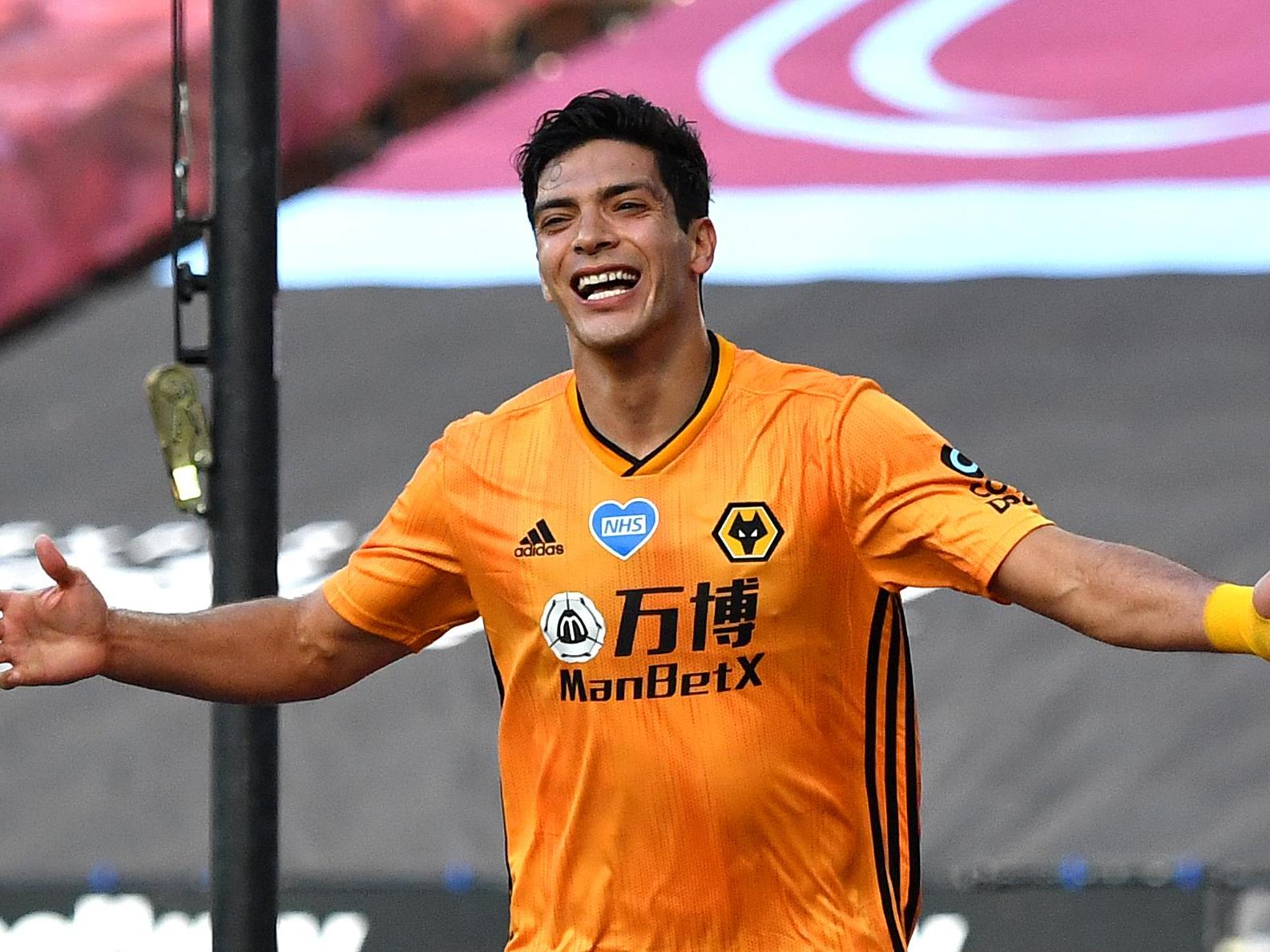 Wolves striker Jimenez has been advised to join United by his national team manager (Getty)