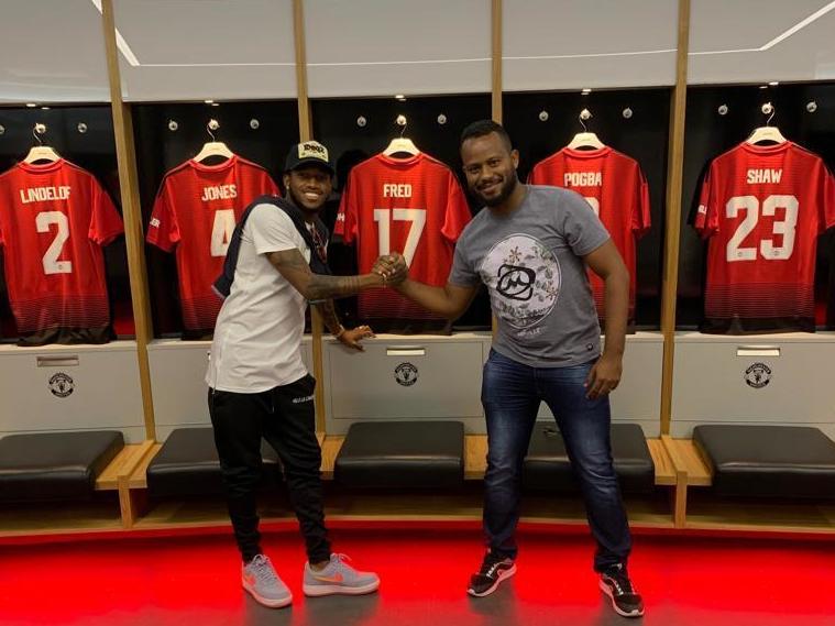Fred poses in the United dressing room