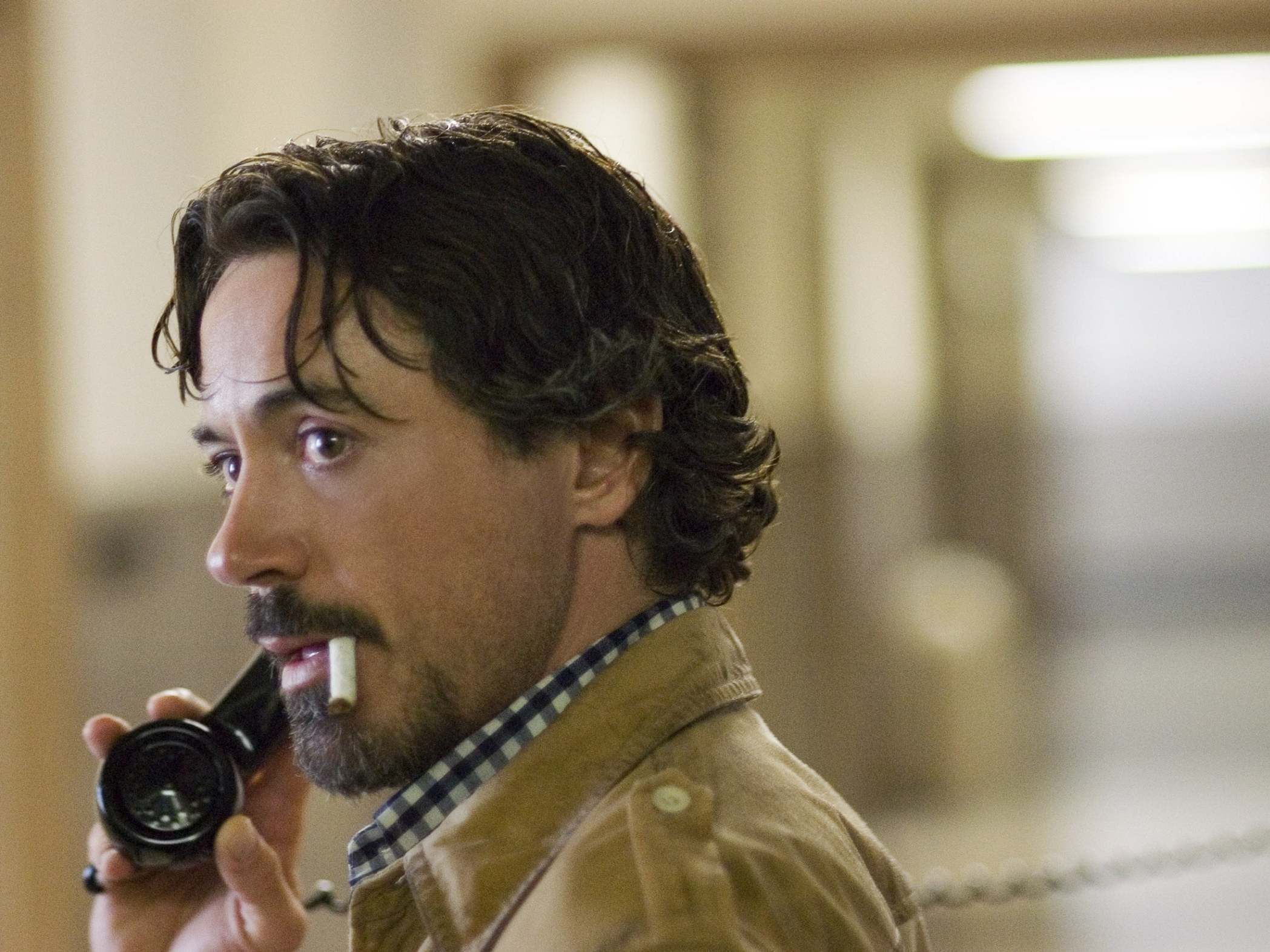 Robert Downey Jr as crime reporter Paul Avery in Zodiac