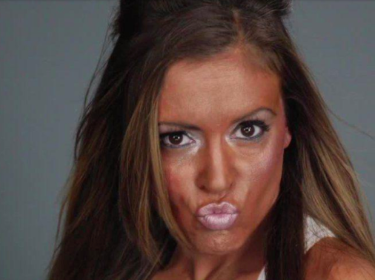 Alyssa Milano parodies Snooki