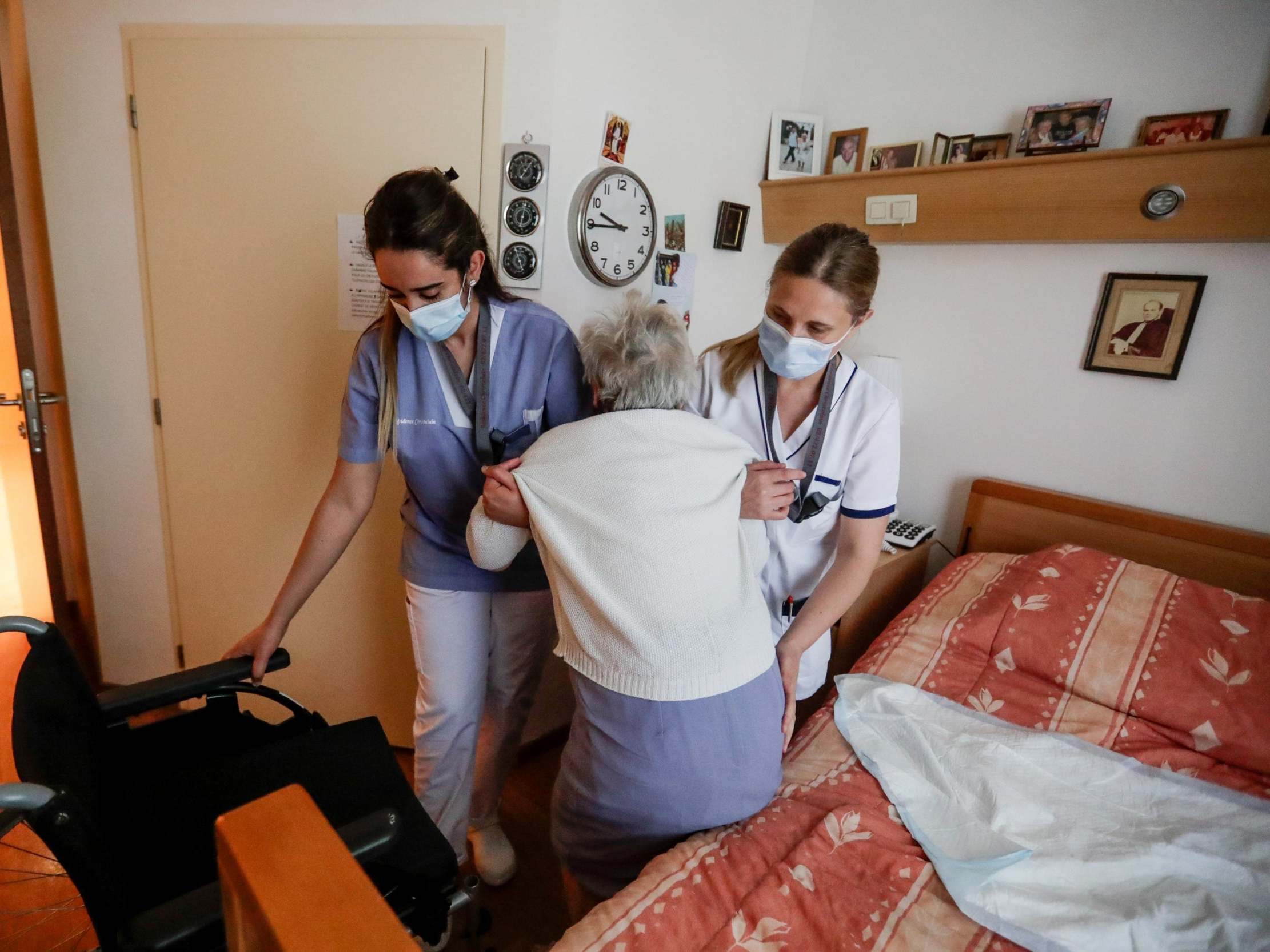 Care homes have sometimes struggled to get help from hospitals during the pandemic, according to a new survey